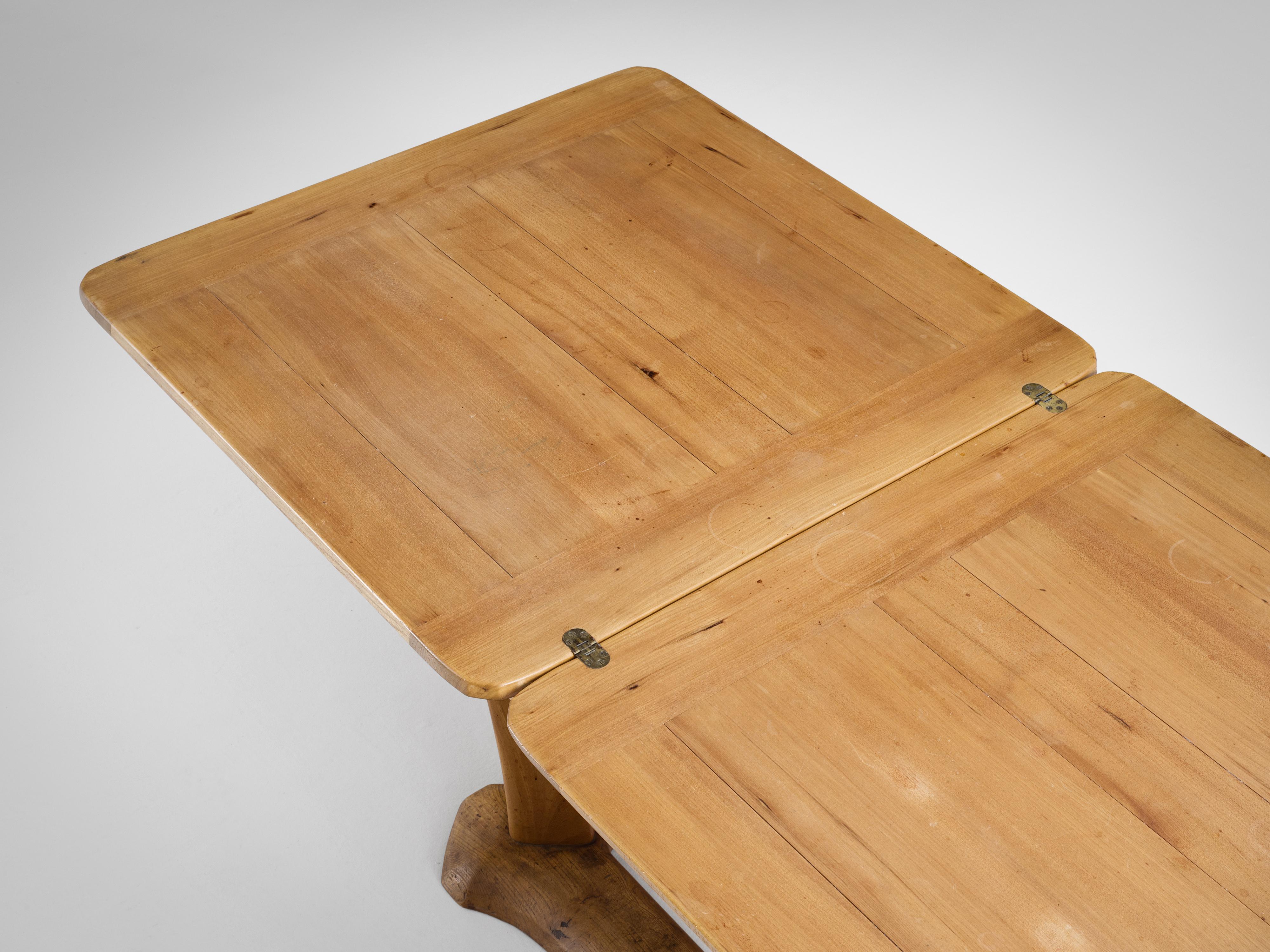 Franz Xaver Sproll Extendable Dining Table in Elm In Good Condition For Sale In Waalwijk, NL