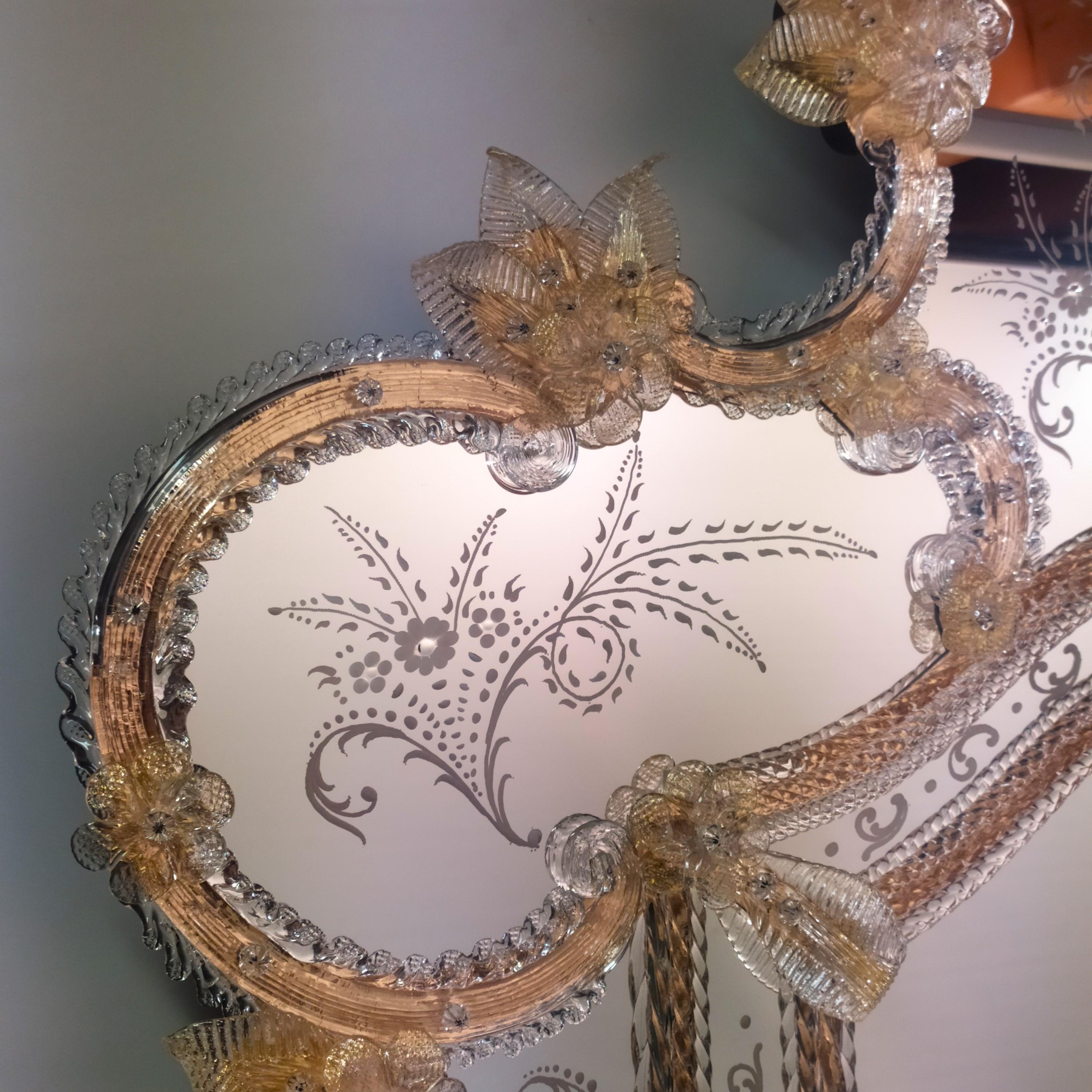 „Frari“ Specchio Veneziano in Vetro di Murano von Fratelli Tosi Murano (Italienisch) im Angebot