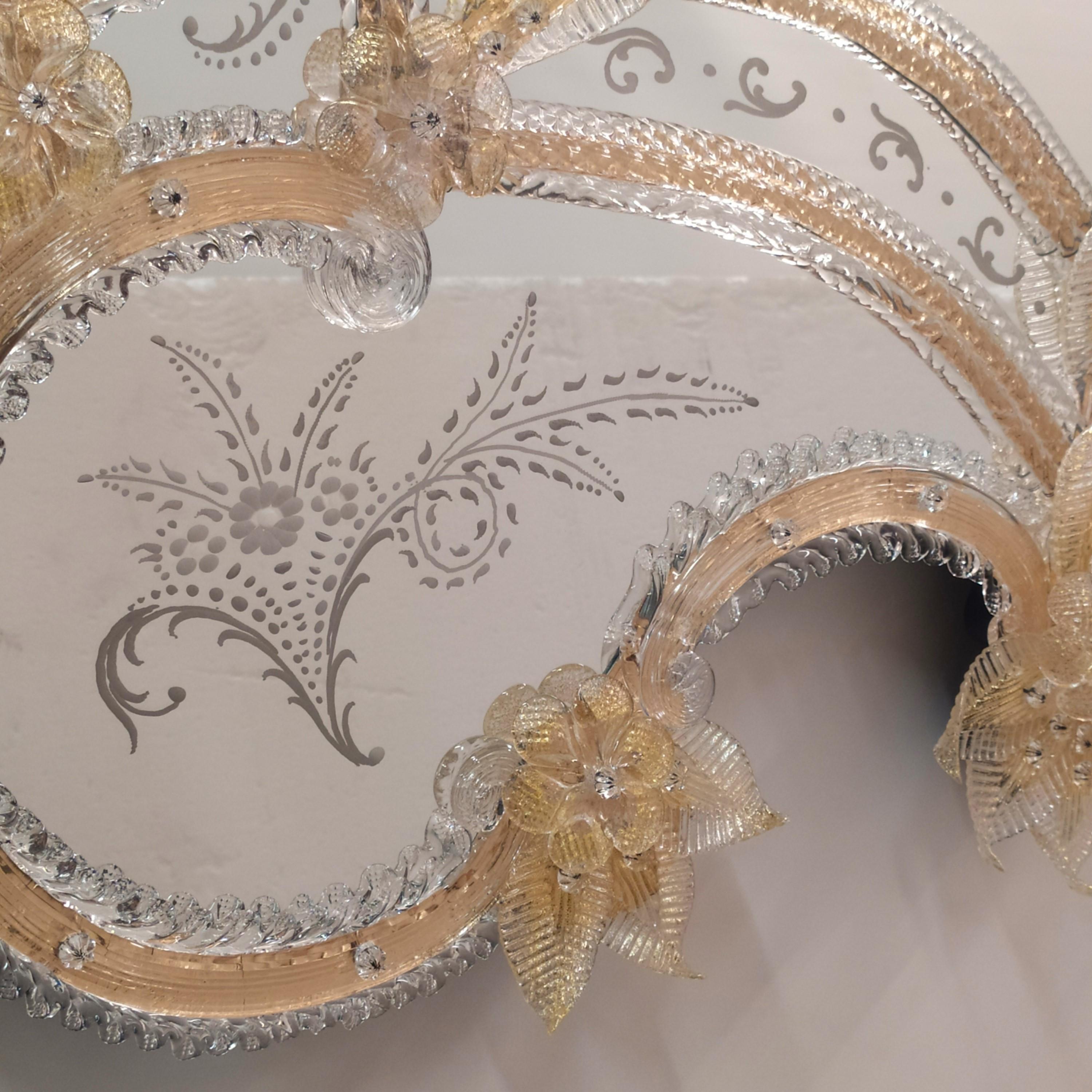 „Frari“ Specchio Veneziano in Vetro di Murano von Fratelli Tosi Murano im Zustand „Neu“ im Angebot in Murano Venezia, IT