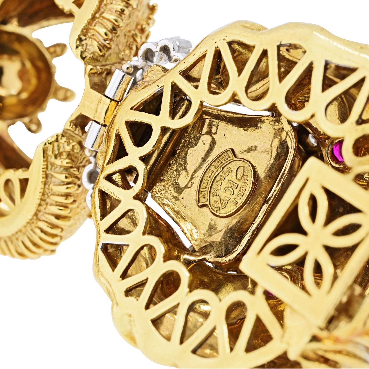 Bracciale A Link in oro giallo 18 carati con diamanti a testa di leone In condizioni ottime in vendita a New York, NY