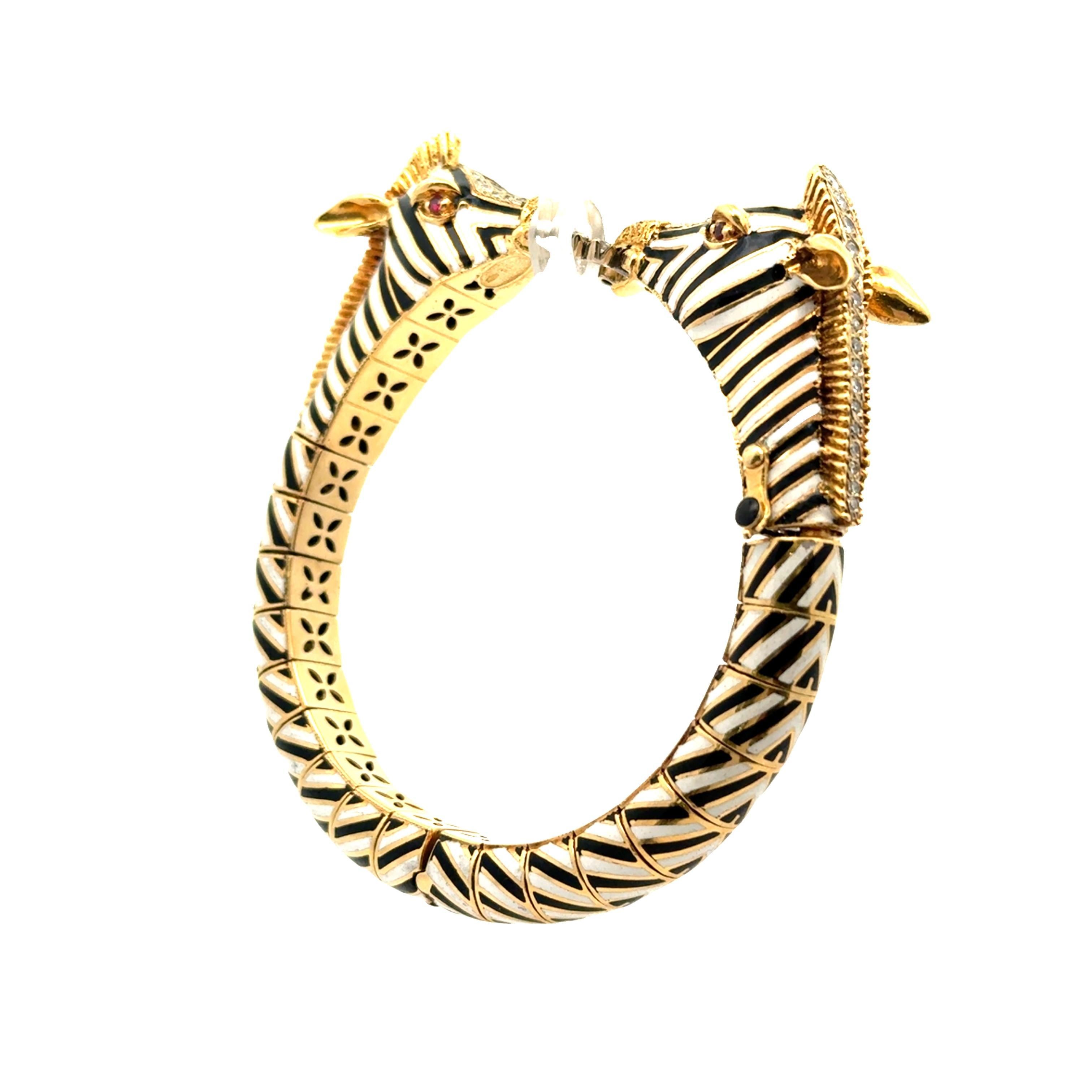 Modern Frascarolo Diamond Enamel 18k Yellow Gold Twin Zebra Bracelet For Sale