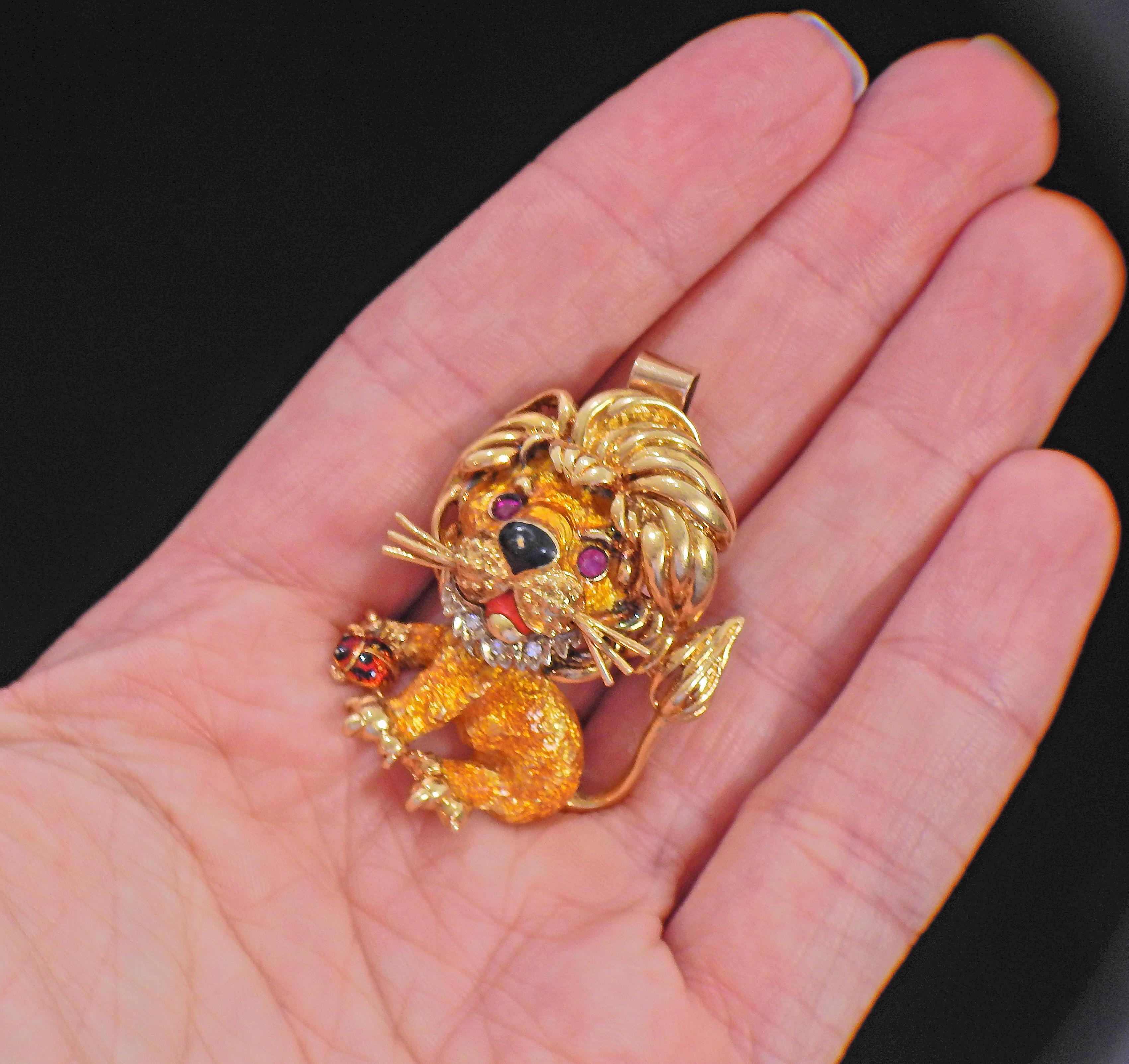 Frascarolo Enamel Diamond Ruby Gold Lion Pendant In Excellent Condition For Sale In New York, NY