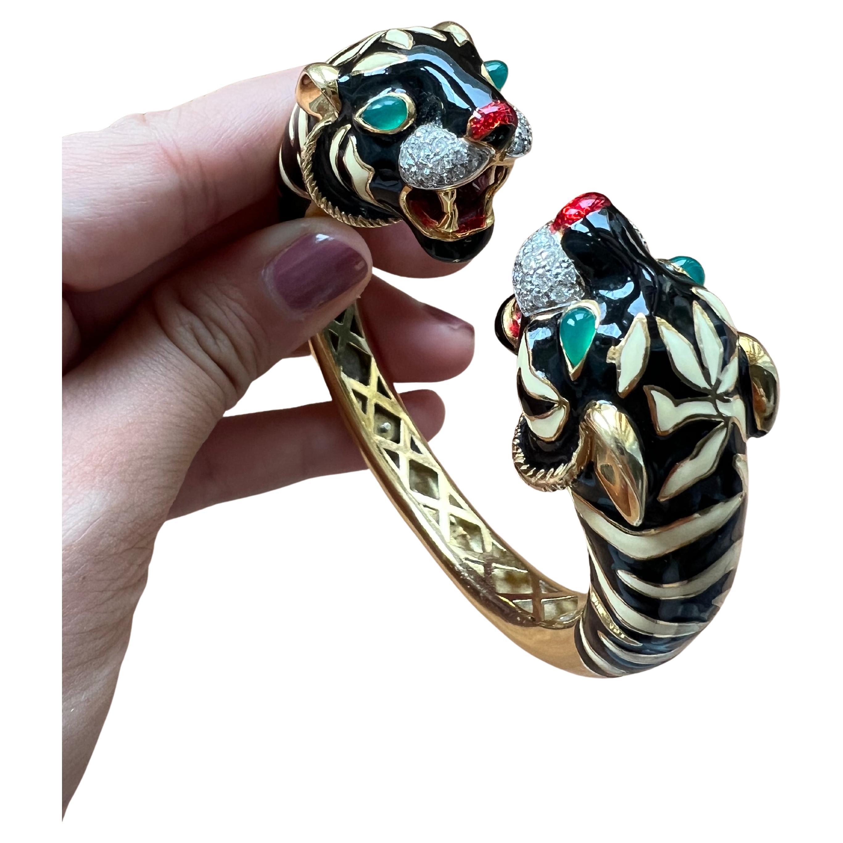 Frascarolo Panther Gold and Enamel Cuff Bracelet with Emeralds and Rubies en vente