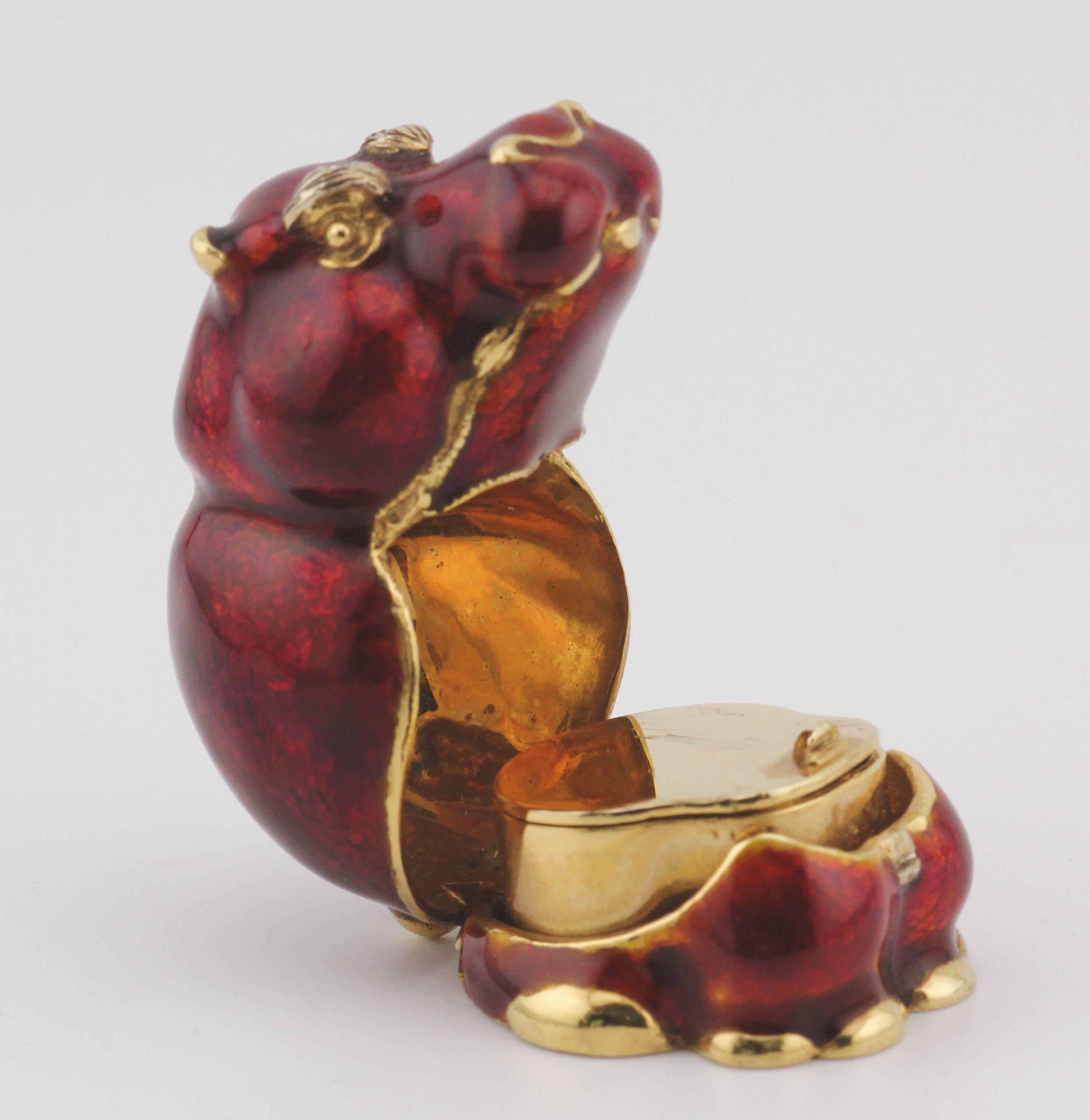 Frascarolo Rare Vintage Diamond Enamel 18k Gold Hippo Pillbox For Sale 2