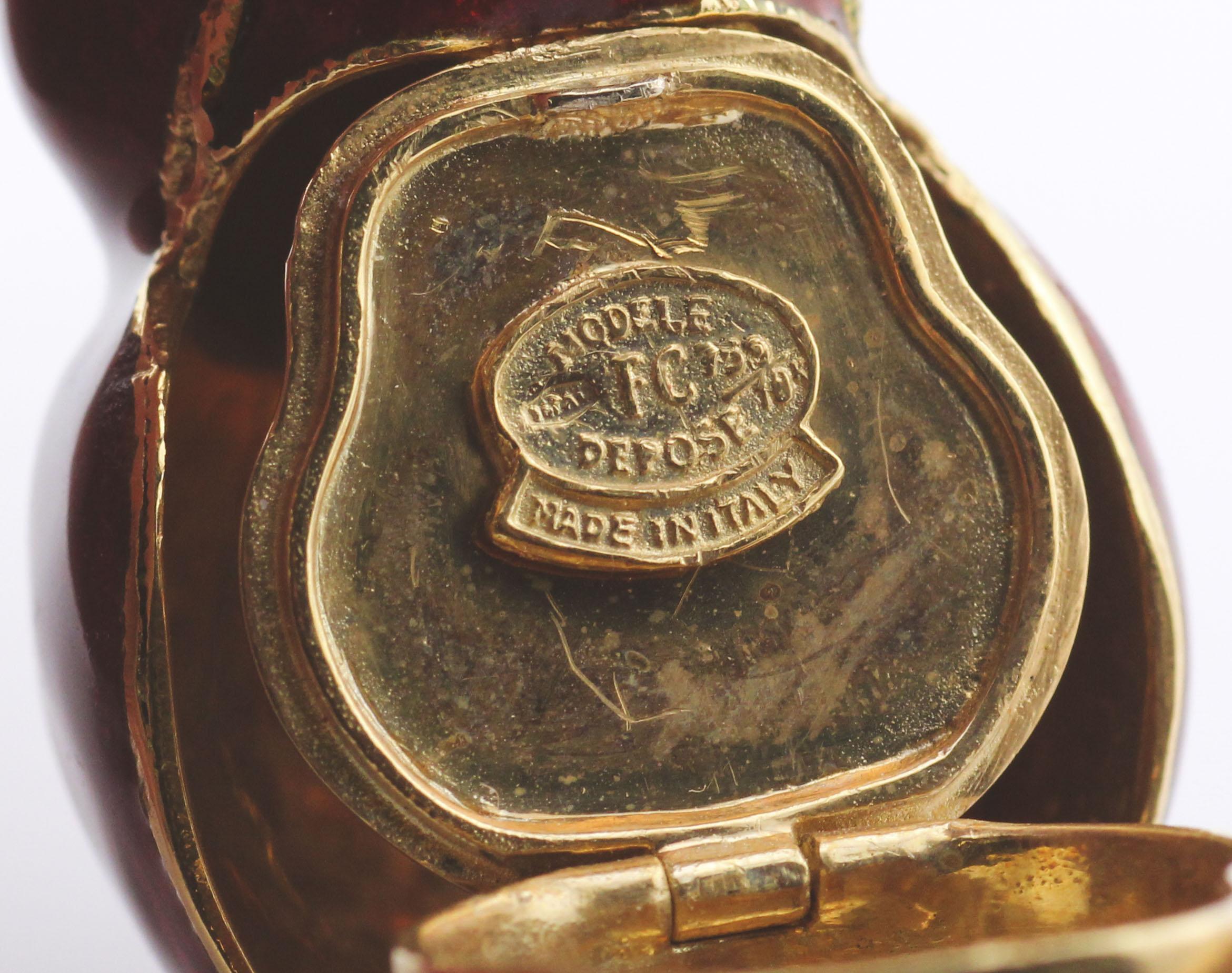Frascarolo Rare Vintage Diamond Enamel 18k Gold Hippo Pillbox For Sale 4