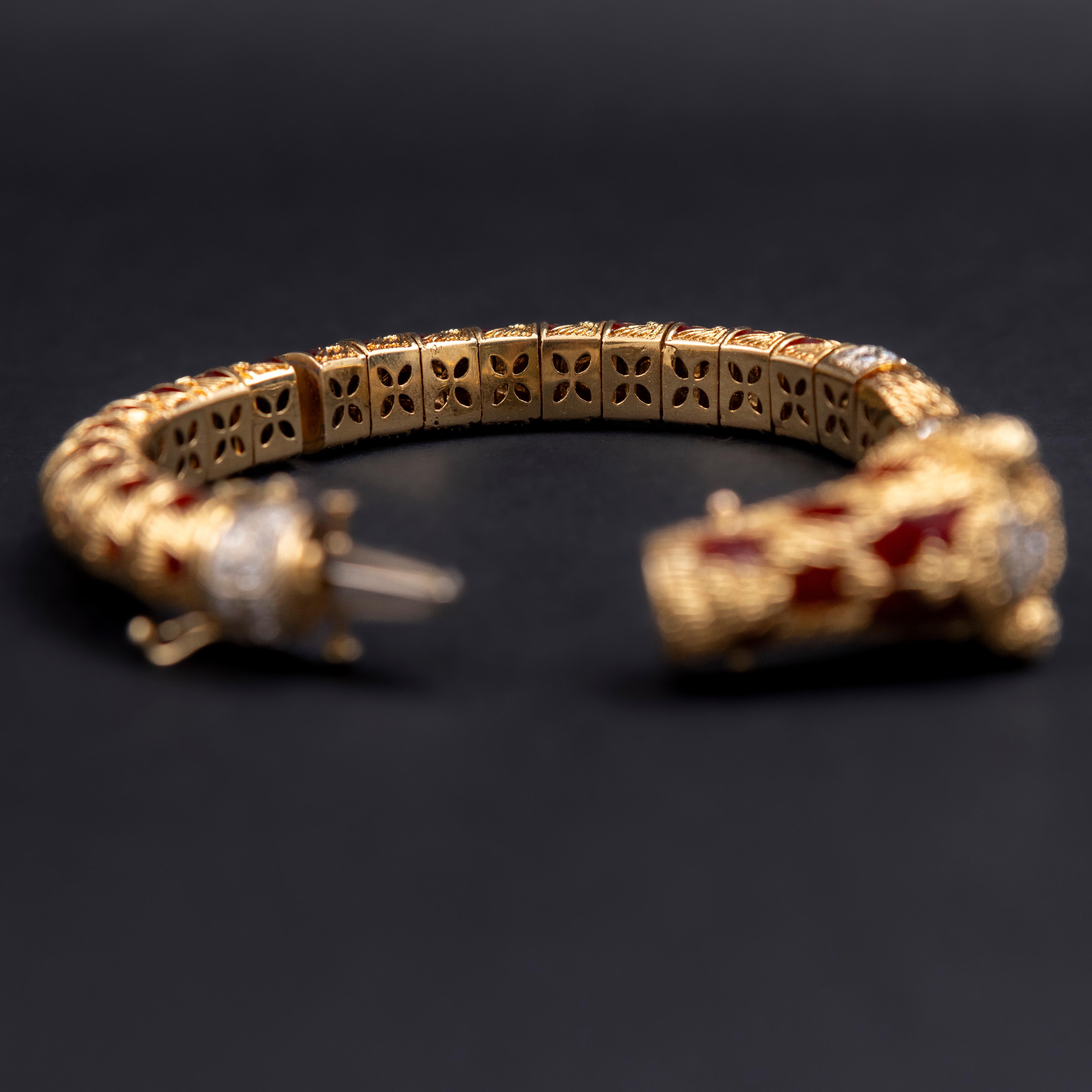 Frascarolo Red Panda Bear Enamel Diamond Bangle Bracelet Yellow Gold Italy 1960s 2