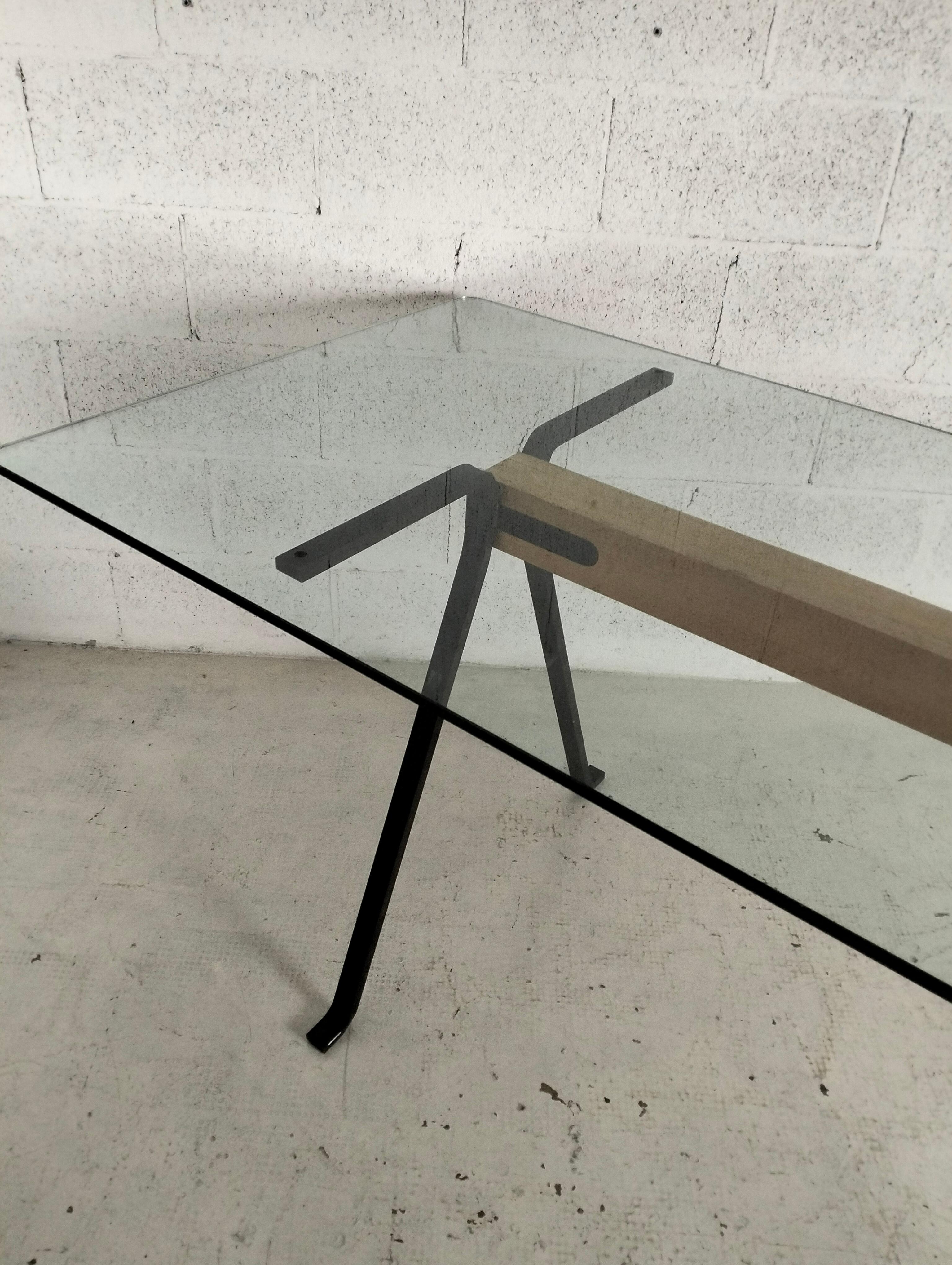 italien Table de salle à manger Frate en métal, verre et bois d'Enzo Mari pour Driade des années 70 en vente