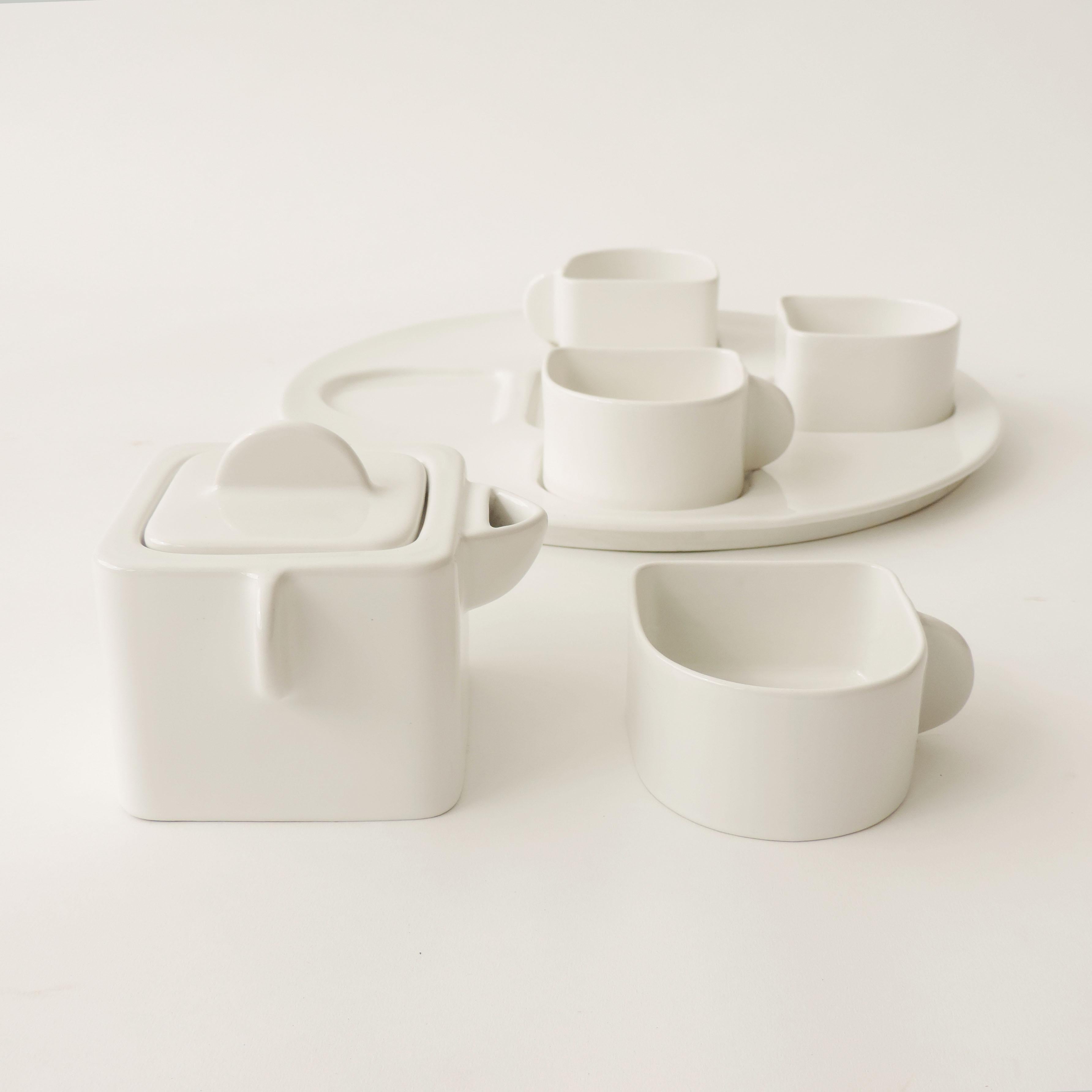 Fratelli Brambilla Coffee Set in White Ceramic, Italy, 1965 In Good Condition For Sale In Milan, IT