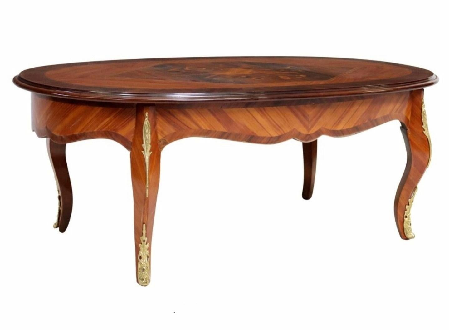 Signierter italienischer Couchtisch im Louis-XV-Stil von Fratelli Cattaneo (Vergoldet) im Angebot