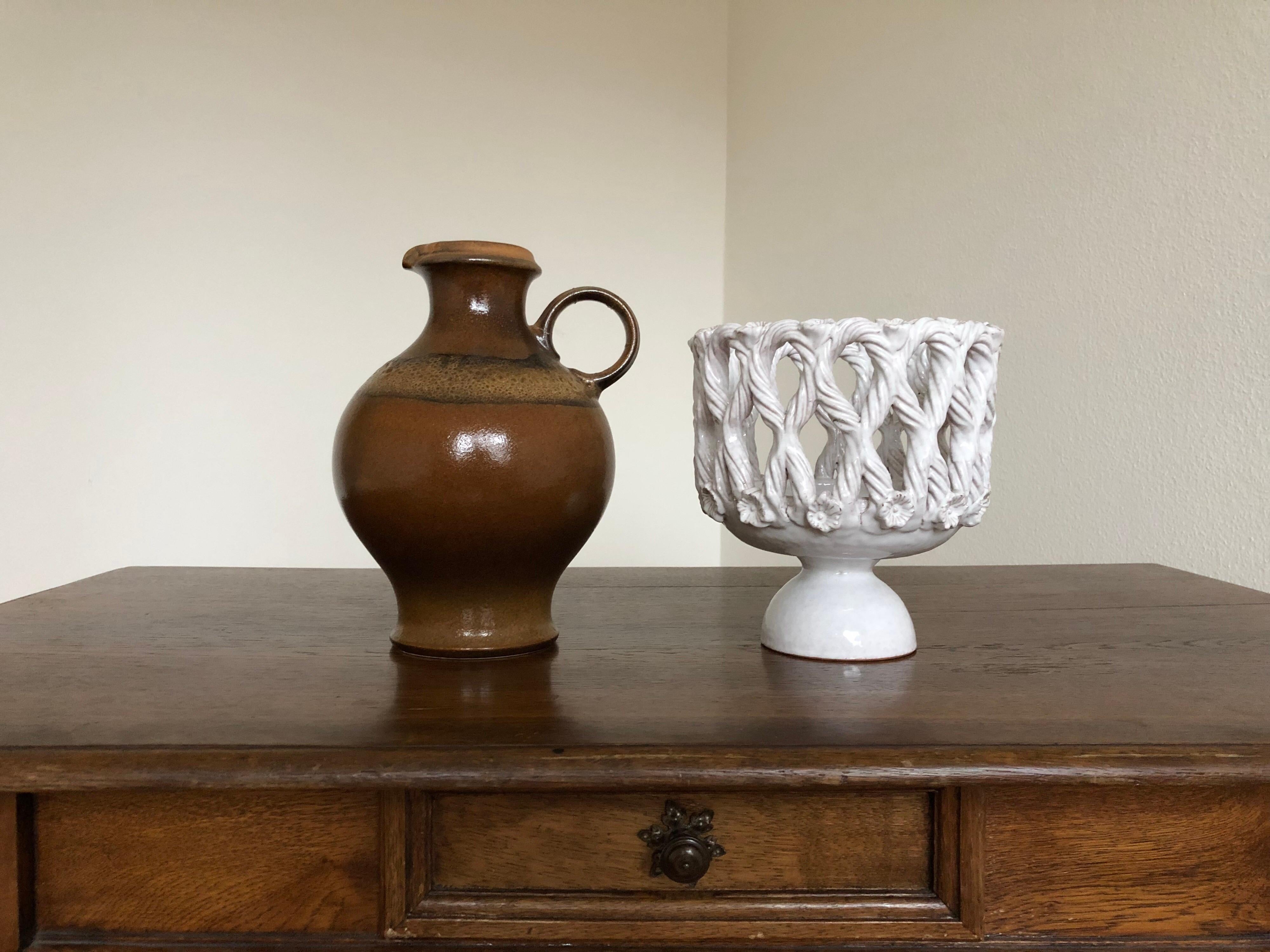 Mid-20th Century Fratelli Fanciullacci Ceramic White Vase Pottery Ceramiche Artistiche, Italy