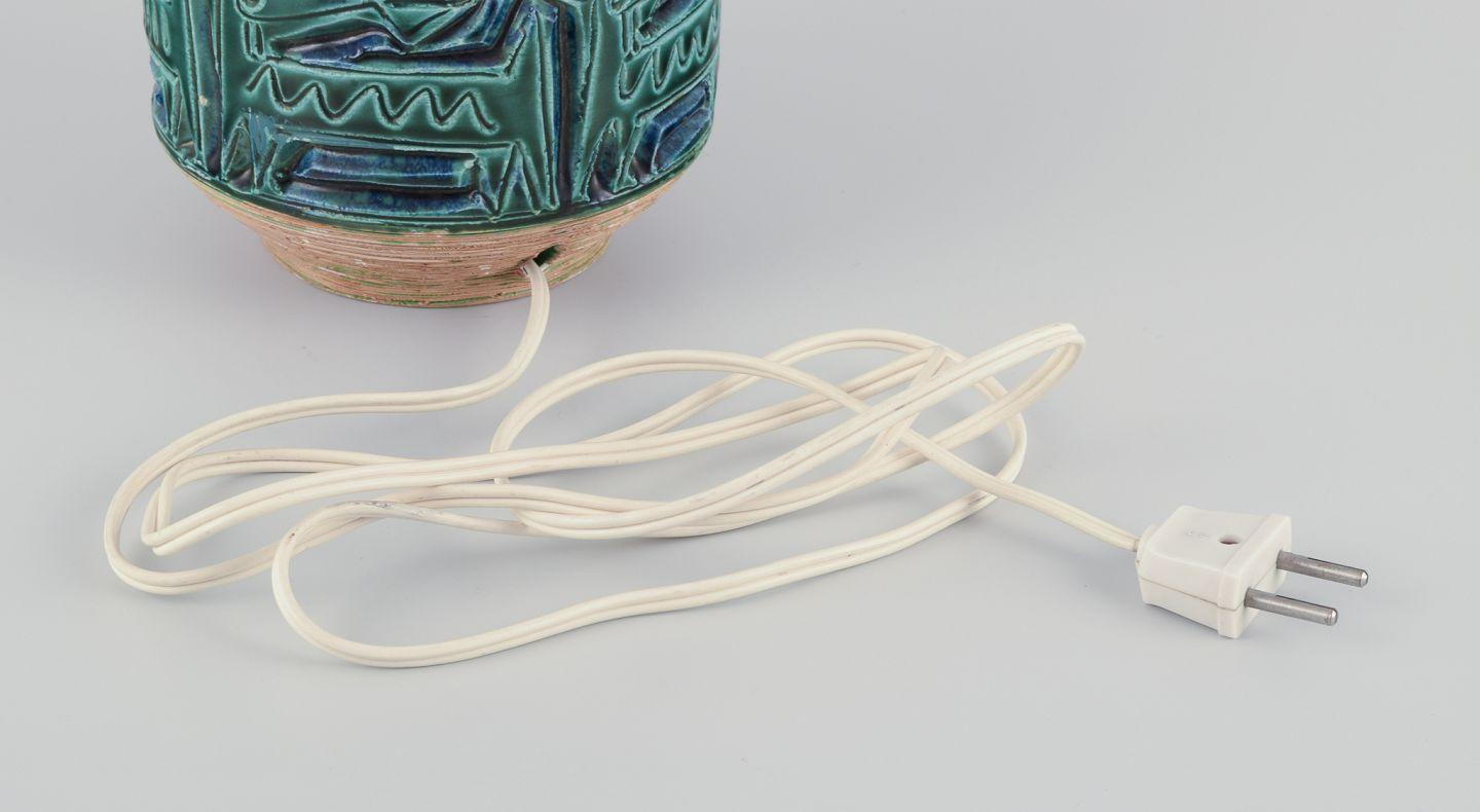 Fratelli Fanciullacci, Italy. Ceramic table lamp. Le Klint pleated lampshade For Sale 3
