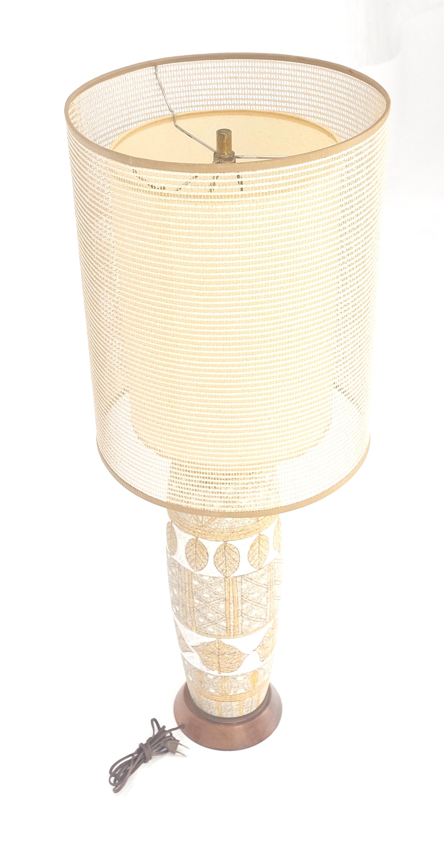 Glazed Fratelli Fanciullacci  Ramor Pottery Table Lamp Original Shade Walnut Base MINT For Sale