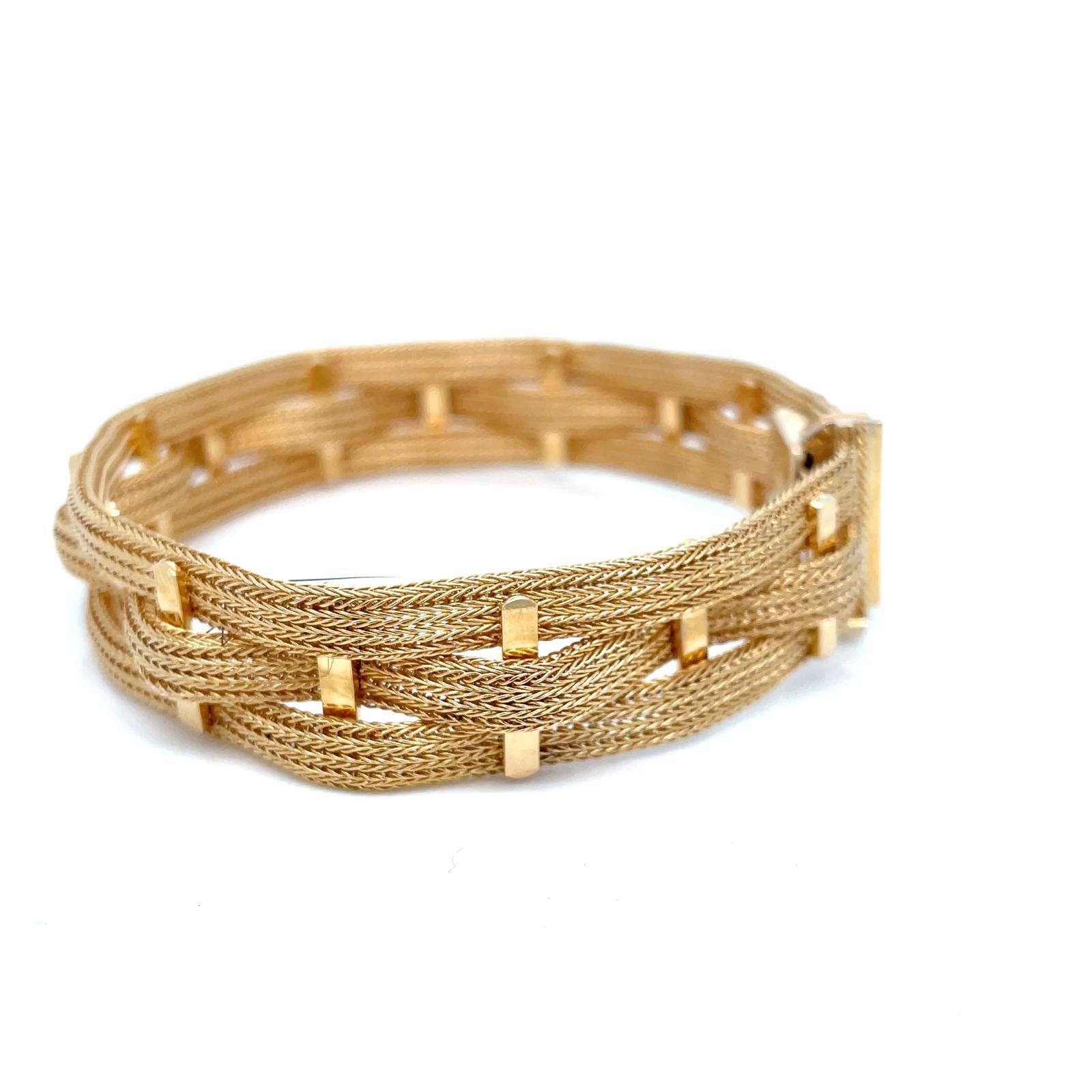Fratelli Filippini 18K Gold Braided Bracelet In Excellent Condition In Napoli, NA