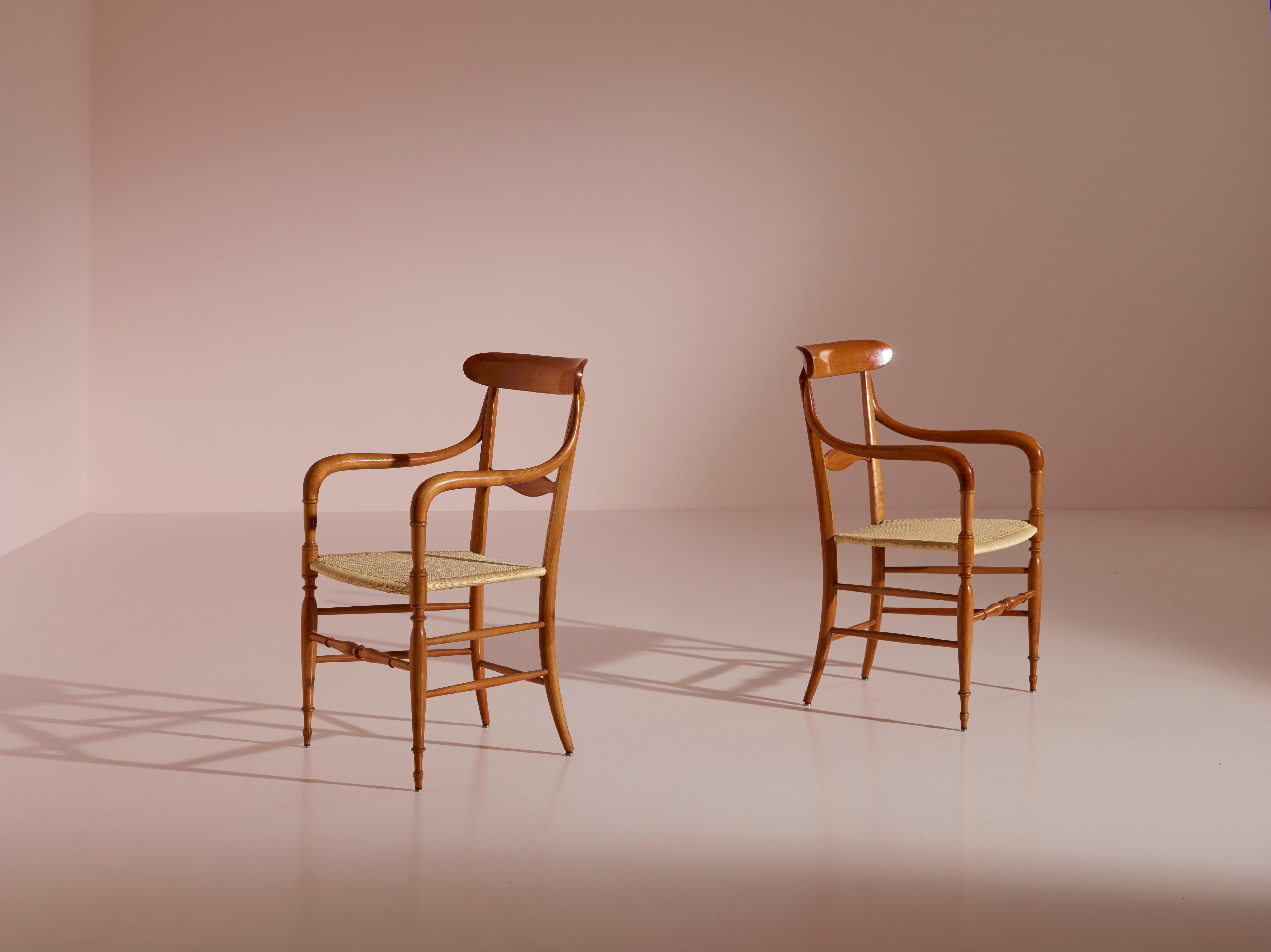 Ein exquisites und seltenes Sesselpaar, bekannt als das Modell 