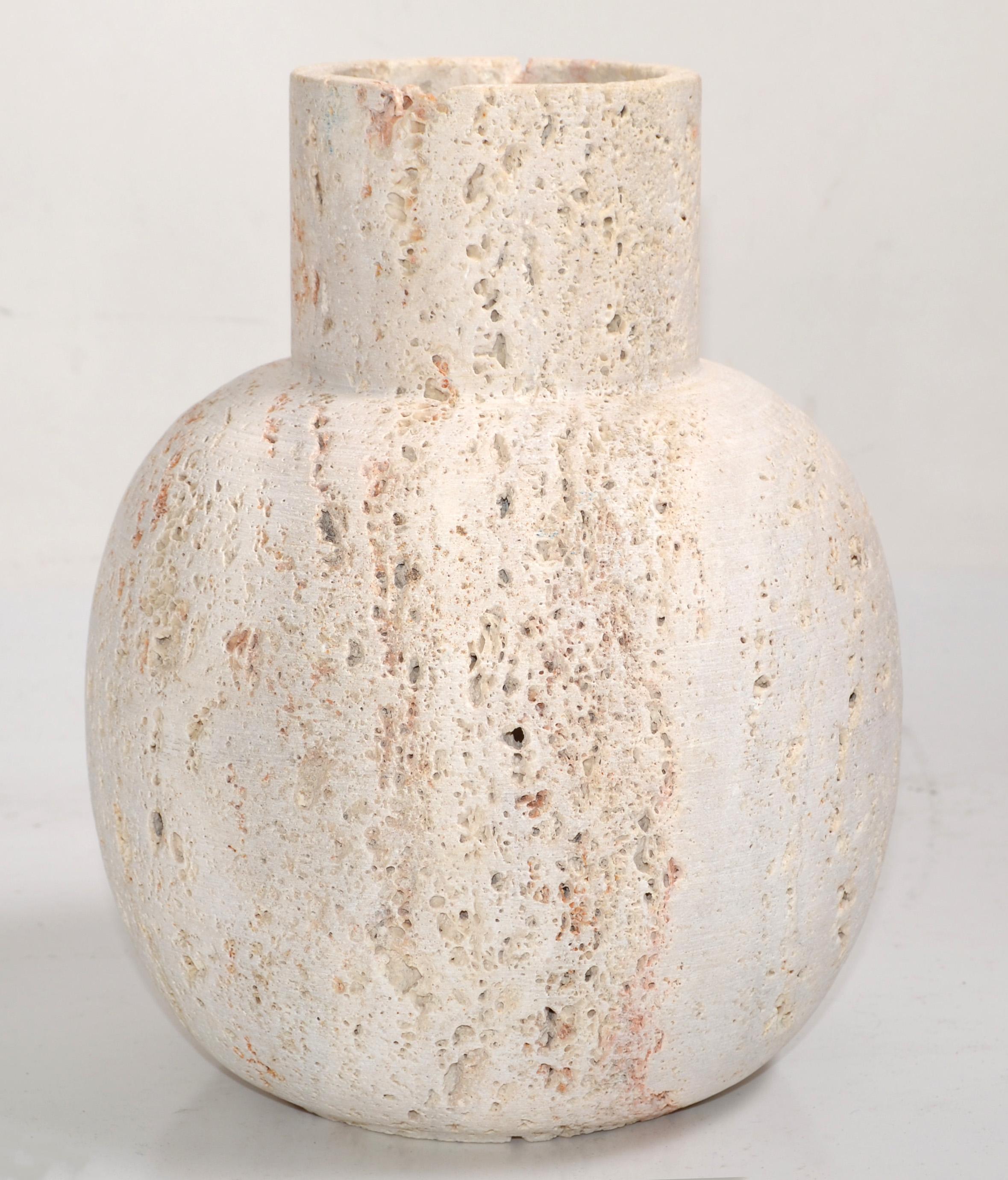 Italian Fratelli Manelli Style Venetia Classic Travertine Stone Round Vase Raymor Italy  For Sale