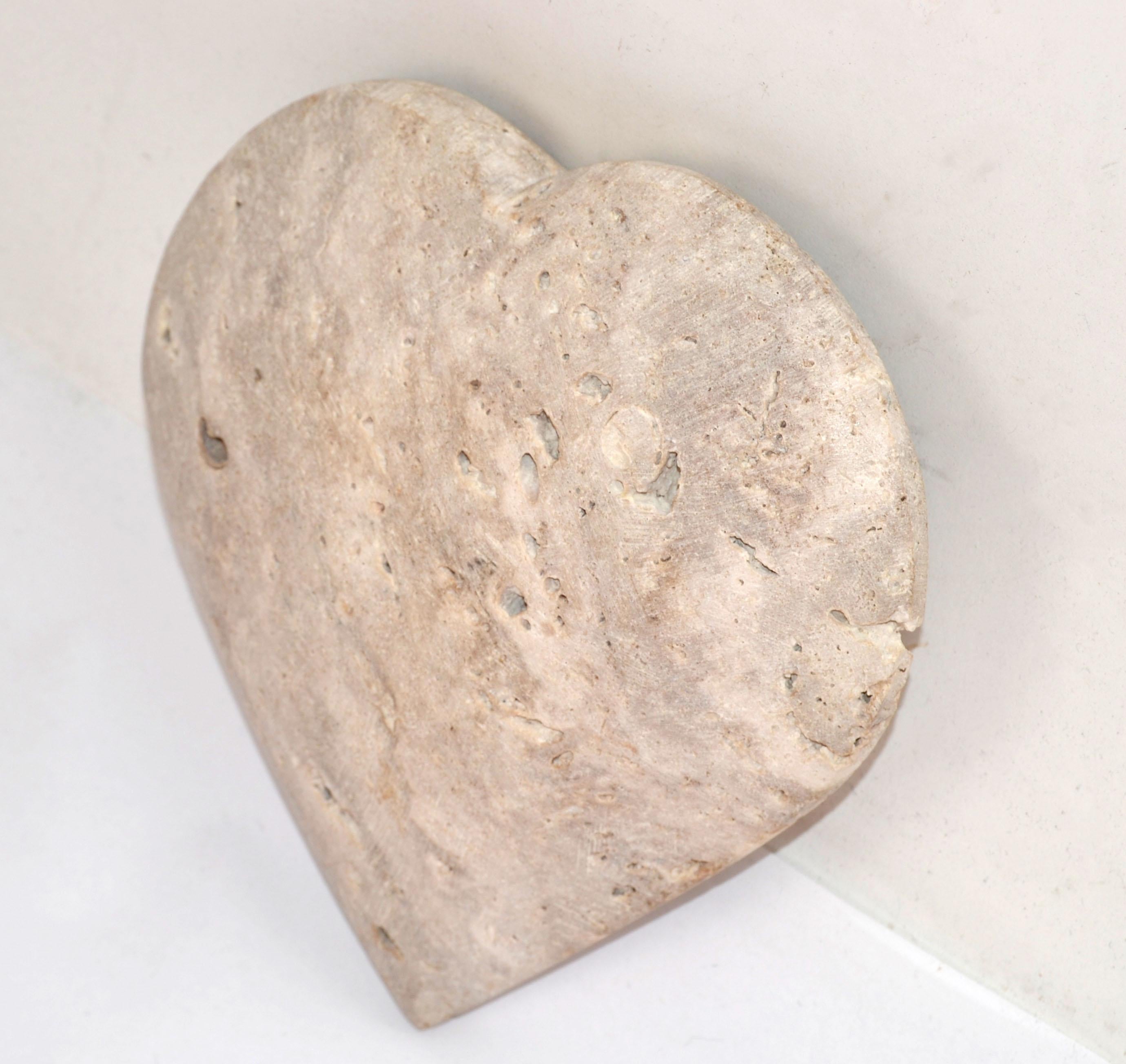 Hand-Carved Fratelli Manelli Style Venetia Travertine Stone Heart Sculpture Raymor Italy  For Sale