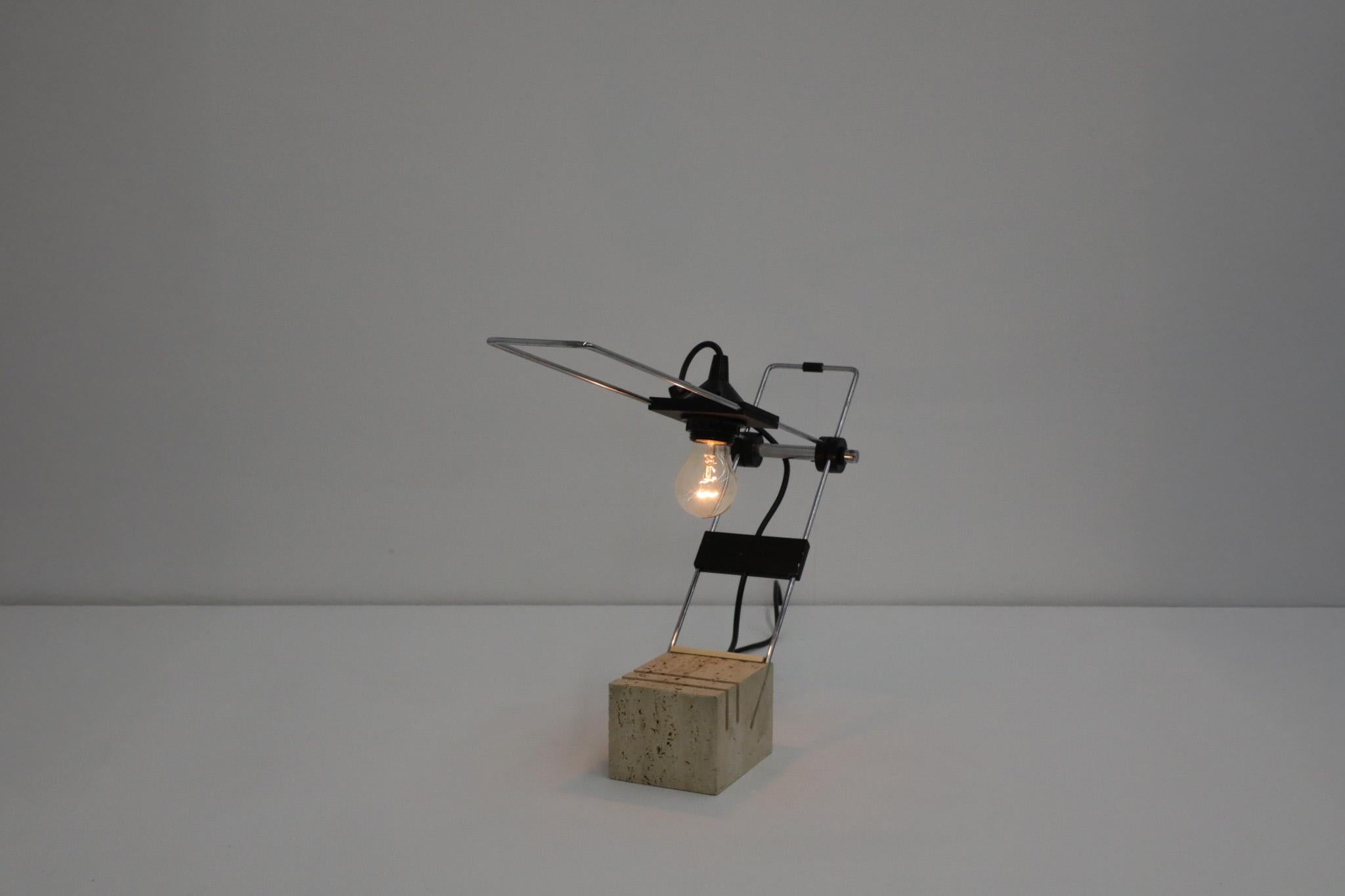 Italienische Tischlampe aus Travertin und Chrom von Fratelli Mannelli, 1970er Jahre (Moderne) im Angebot