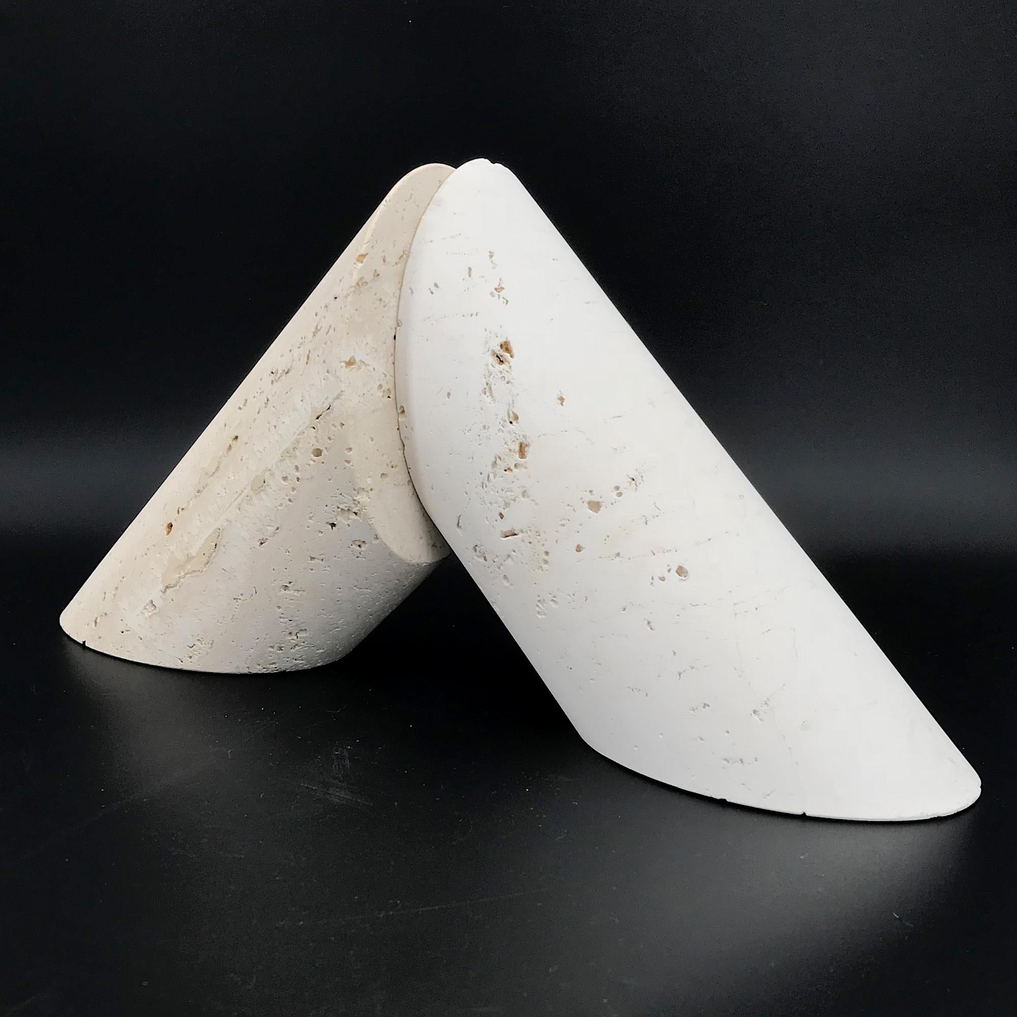Machine-Made Fratelli Mannelli Marble Bookend Post Modern Vero Travertine Brutalist Sculpture