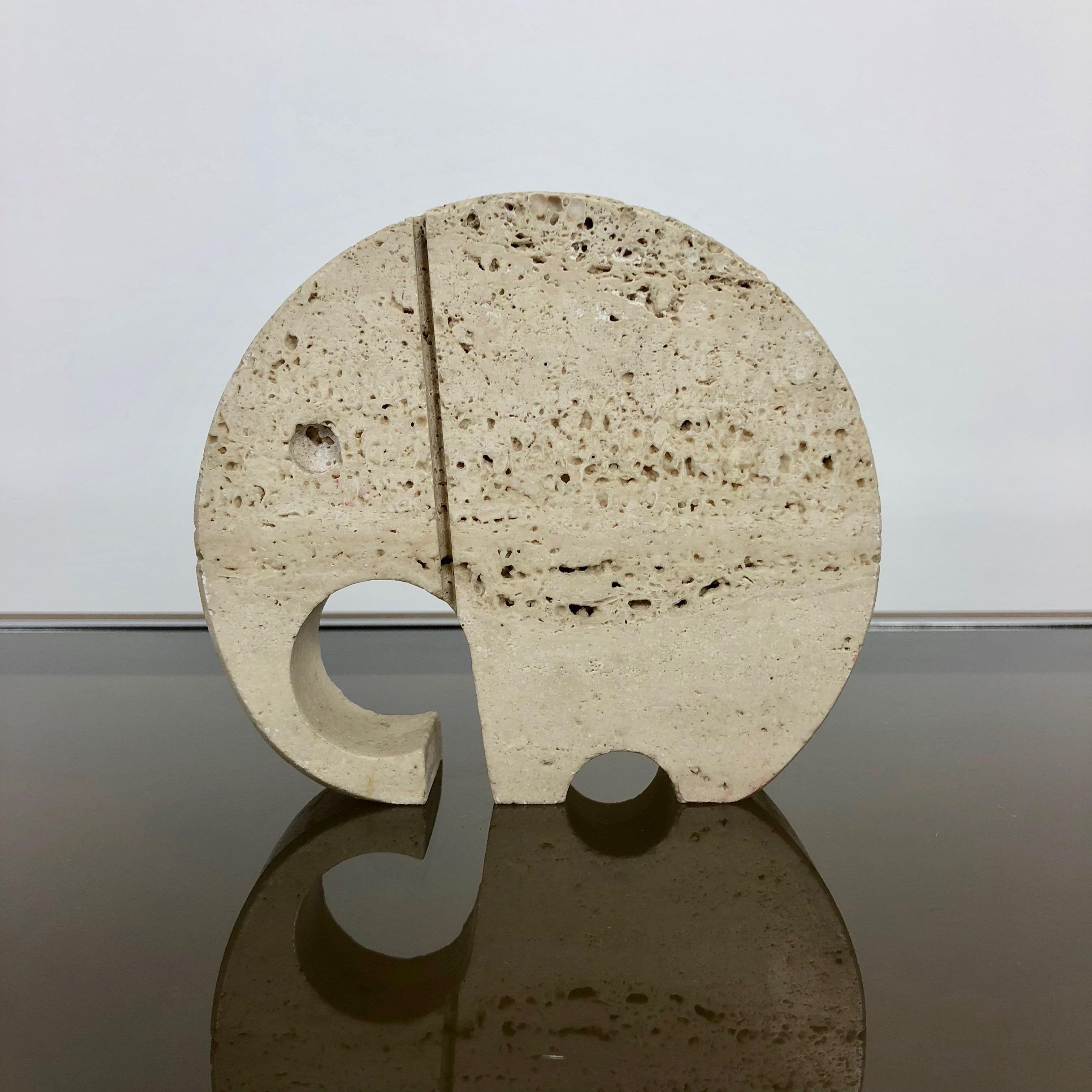 Elephant letter holder designed by Italians Fratelli Mannelli in travertino - Italy 1970 circa.