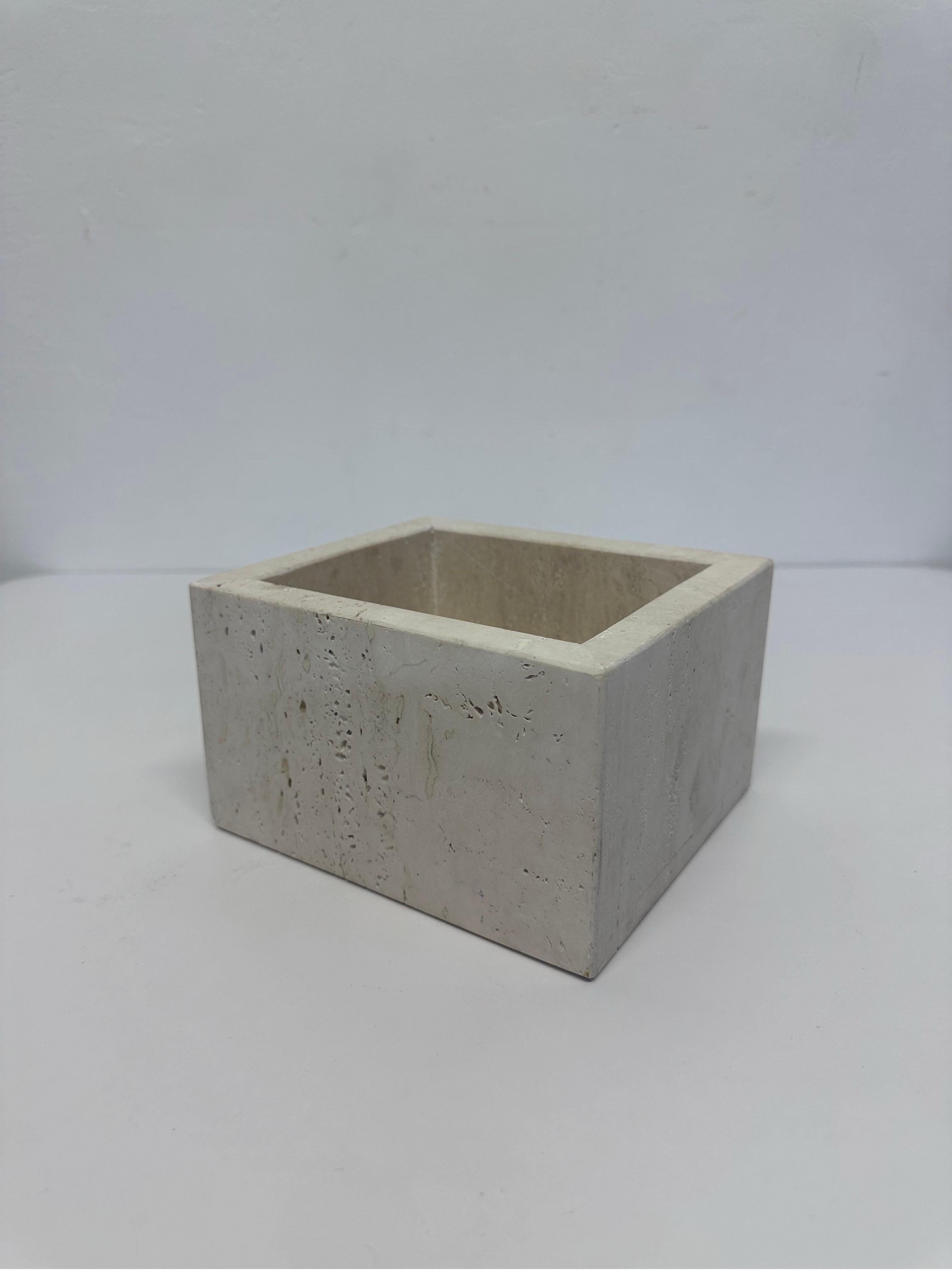 Fratelli Mannelli Travertine Holster Box - 1970s In Good Condition For Sale In Miami, FL