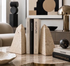 Fratelli Mannelli Travertine Obelisk Bookends for Raymor, Italy, circa 1970s