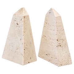 Fratelli Mannelli Travertine Obelisk Bookends for Raymor, Italy, circa 1970s