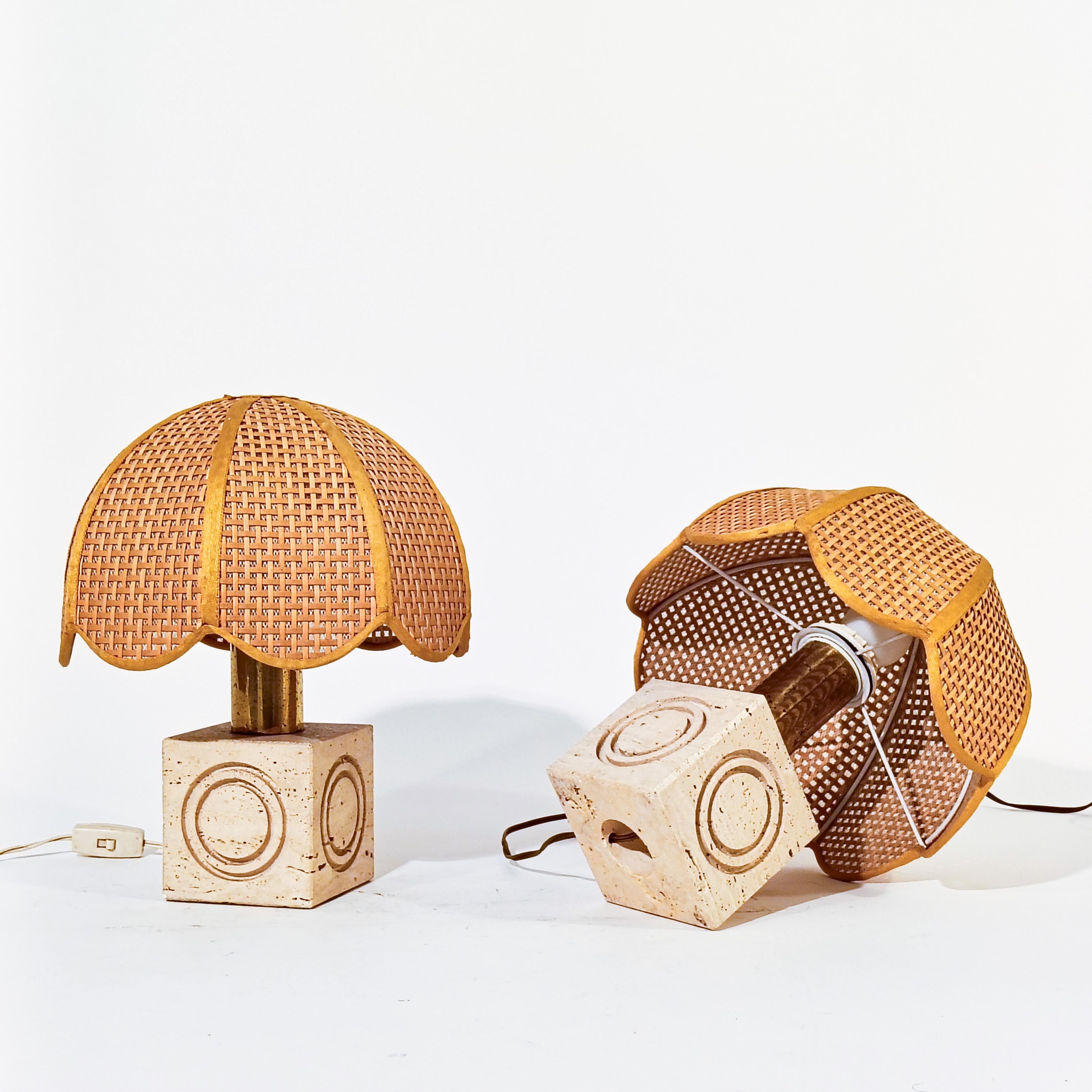 Fratelli Mannelli travertine Post-Modern table lamps, Italy, 1970s For Sale 2