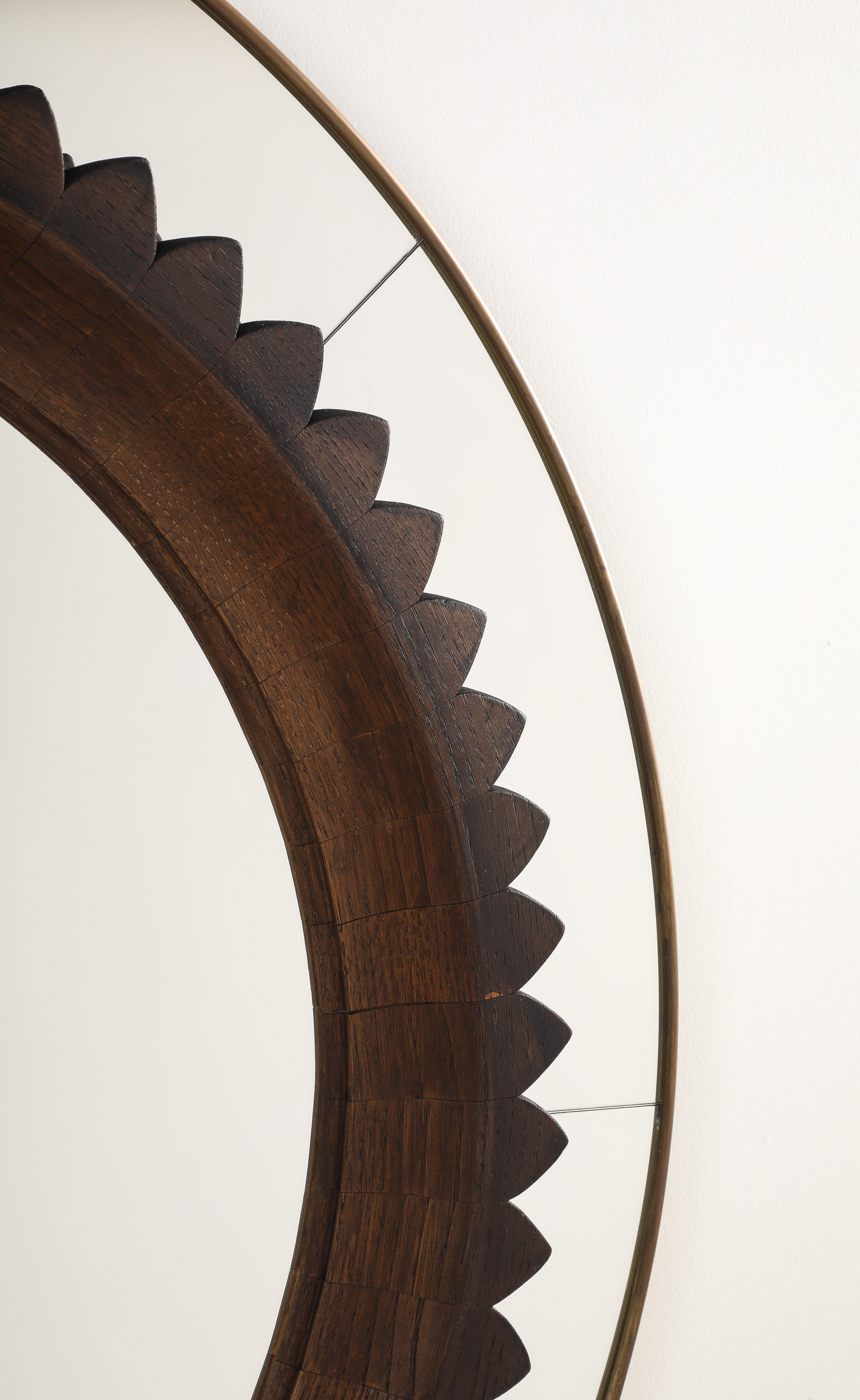 Miroir en noyer sculpté à la main par Fratelli Marelli pour Framar, Italie, vers 1940 en vente 2