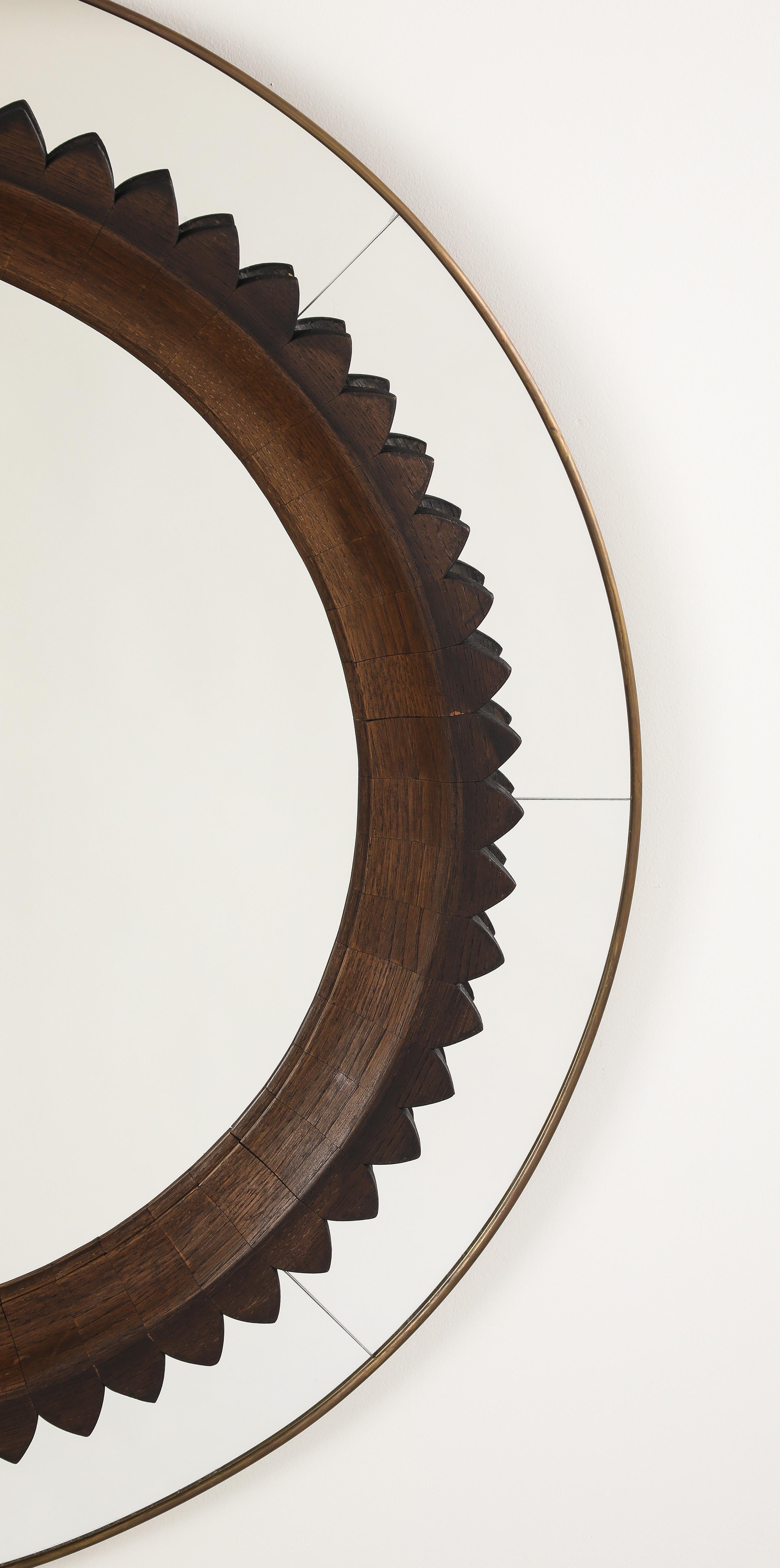 Art déco Miroir en noyer sculpté à la main par Fratelli Marelli pour Framar, Italie, vers 1940 en vente