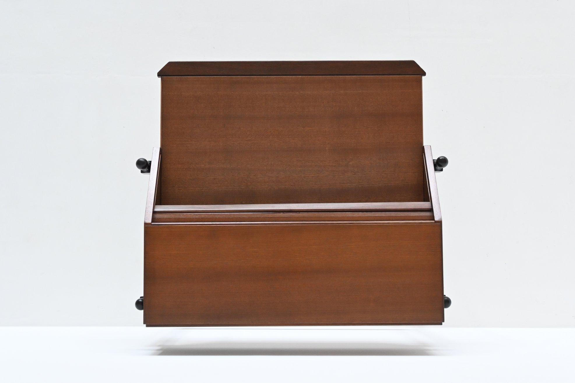 Fratelli Proserpio compact rollup writing desk teak Italy 1960 For Sale 13