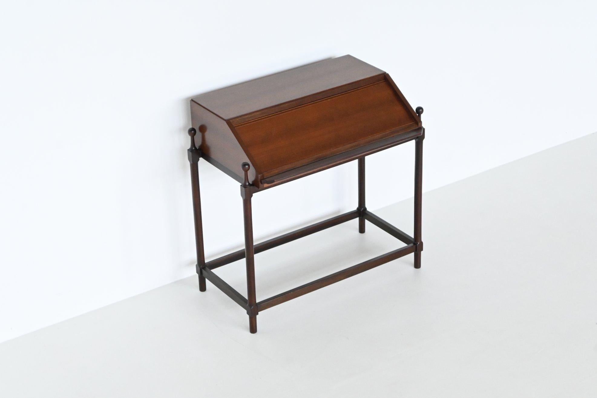Fratelli Proserpio compact rollup writing desk teak Italy 1960 In Good Condition For Sale In Etten-Leur, NL