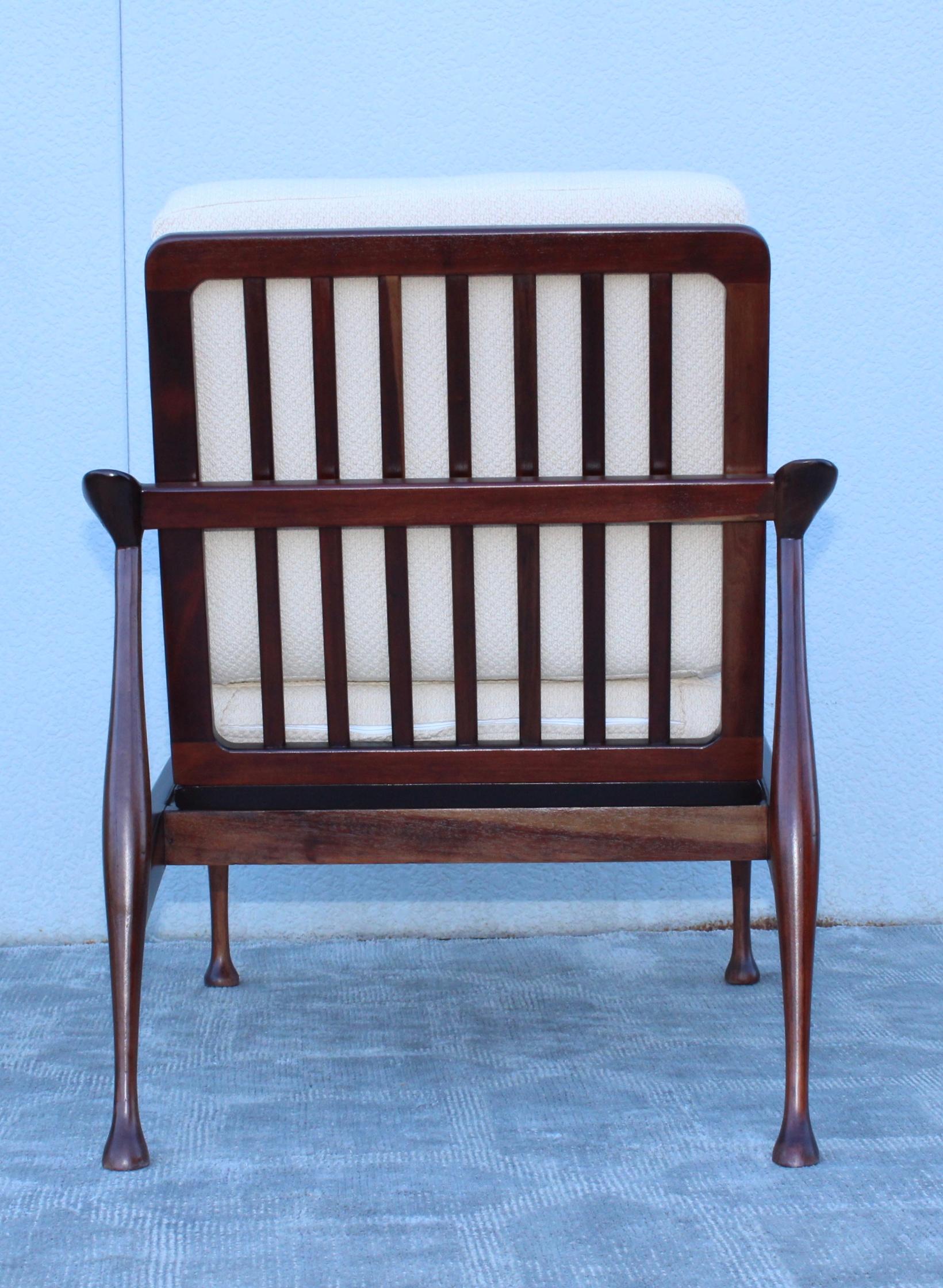 Fratelli Reguitti Attributed Italian Walnut Lounge Chairs 9