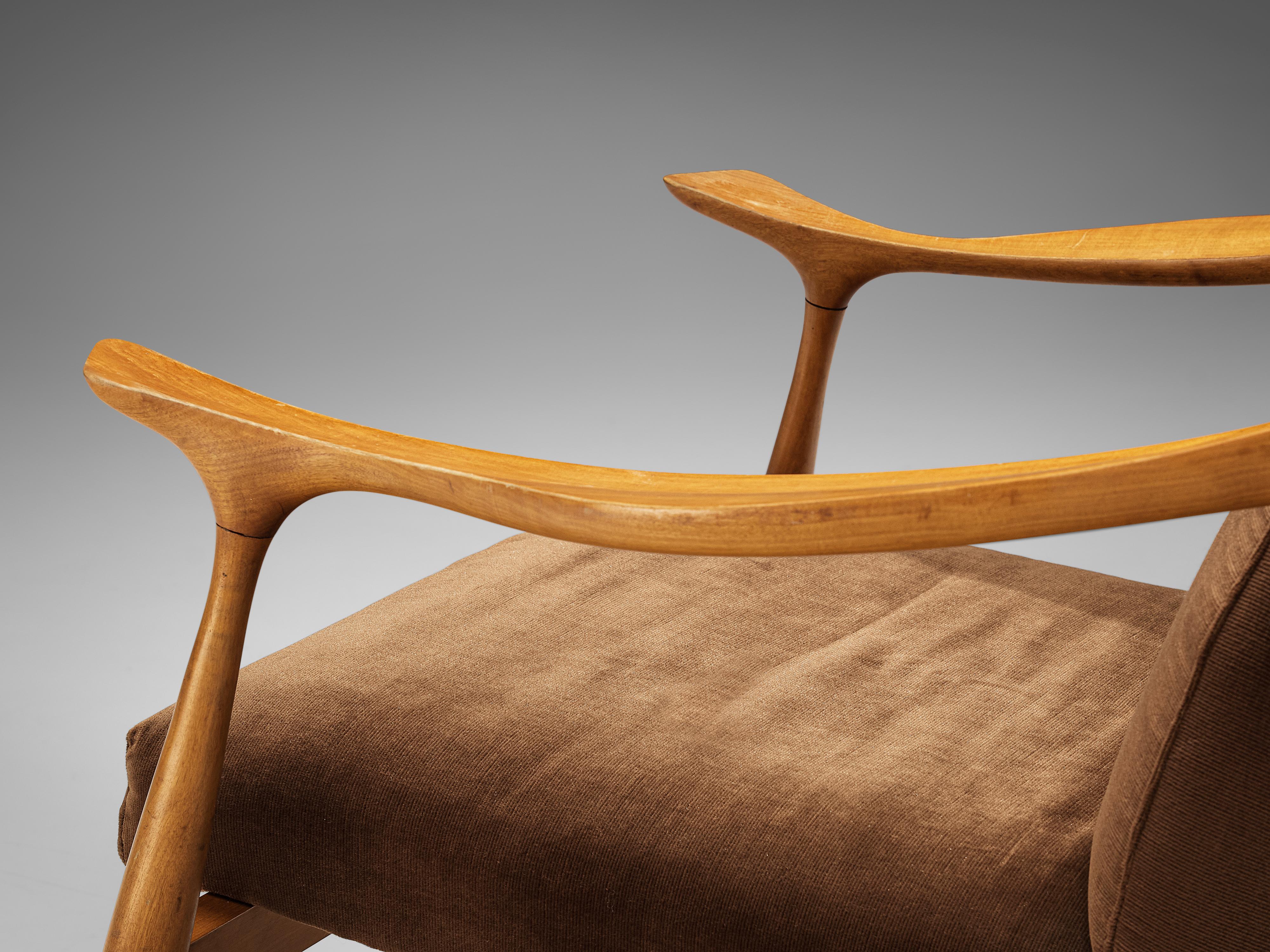 Fratelli Reguitti 'Lord' Lounge Chair in Walnut and Brown Velvet Upholstery In Good Condition In Waalwijk, NL