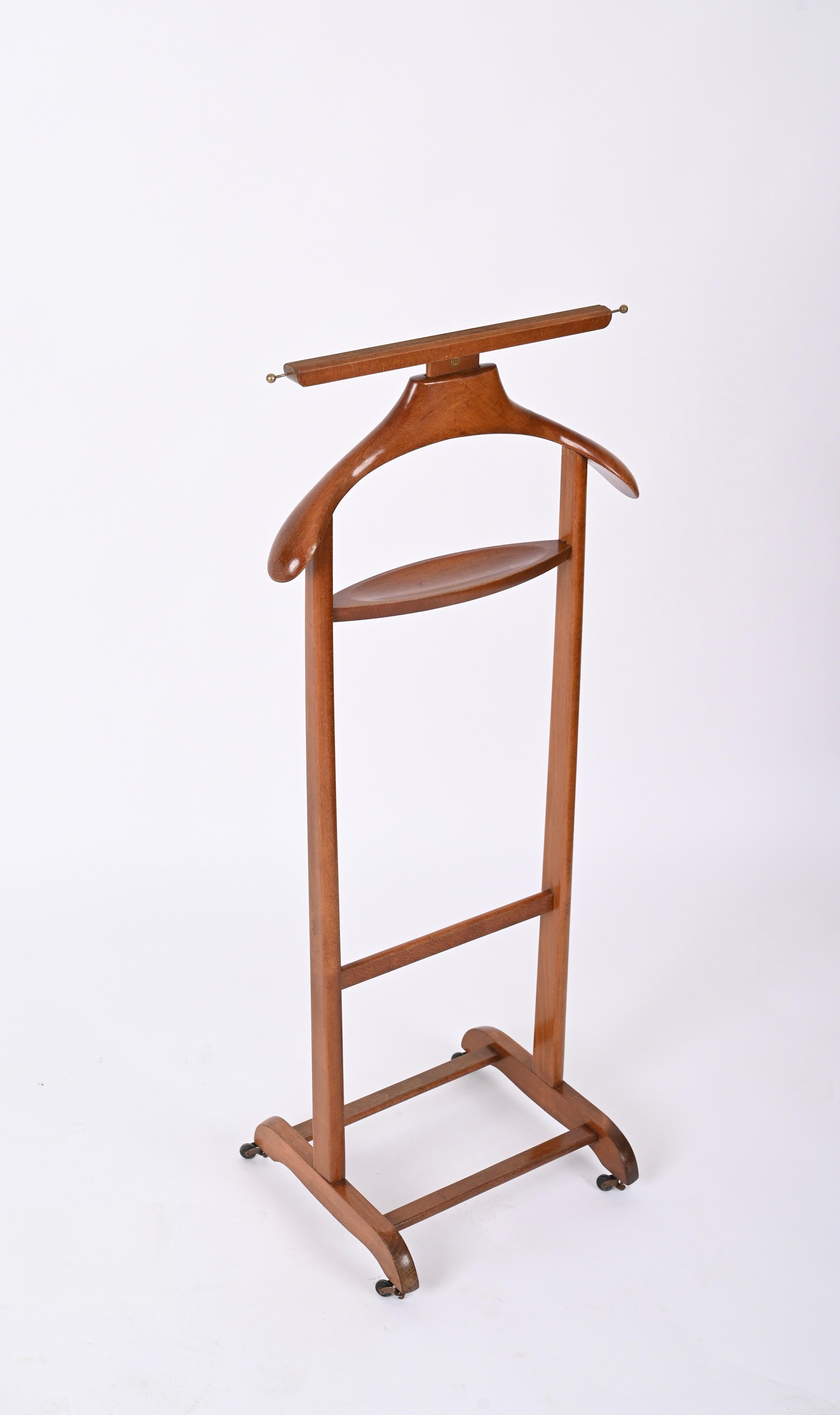 Fratelli Reguitti Midcentury Valet Stand in Beechwood and Brass, Italy, 1960s 3