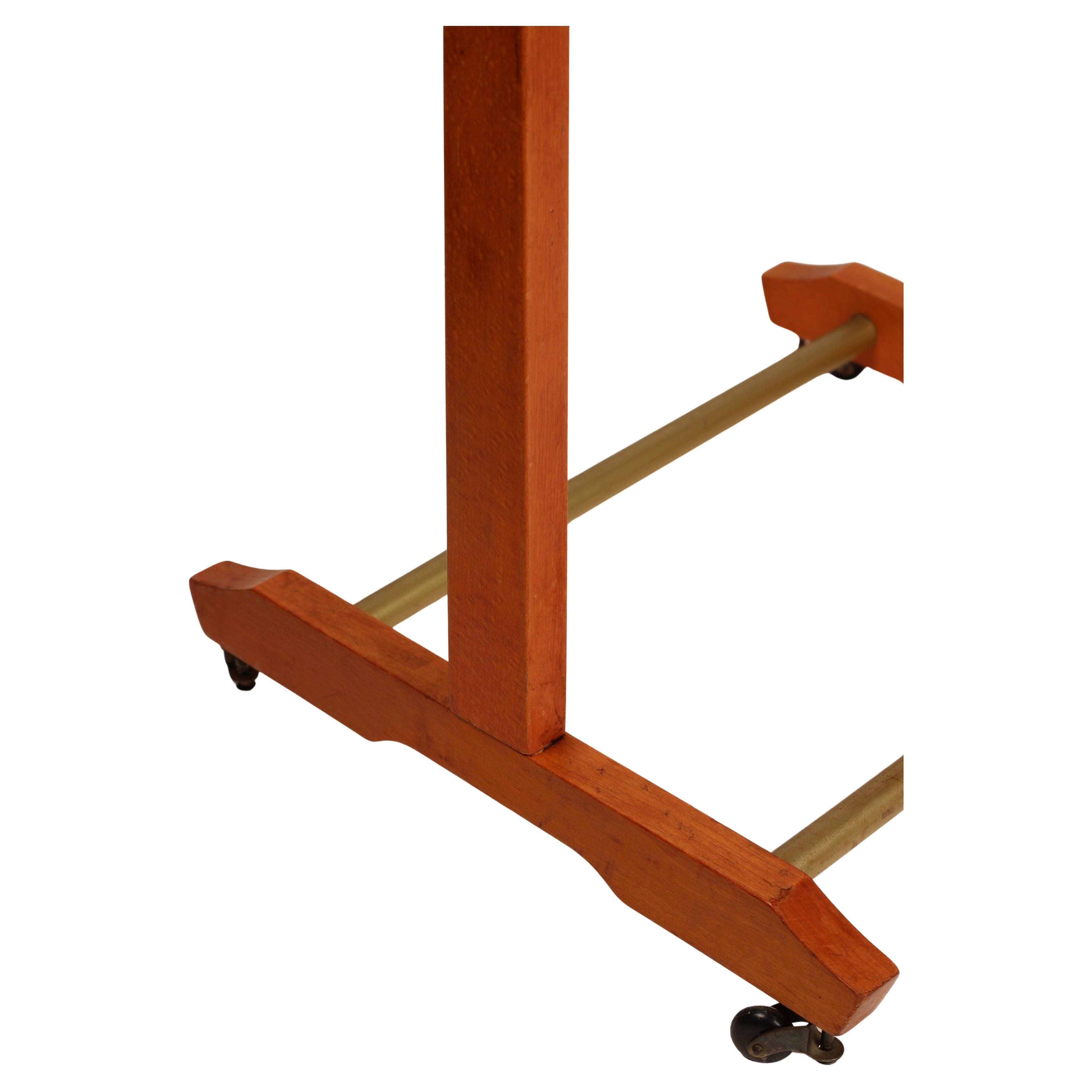 Fratelli Reguitti Modernistischer Valet Stand, Italien, 1950er Jahre im Angebot 9