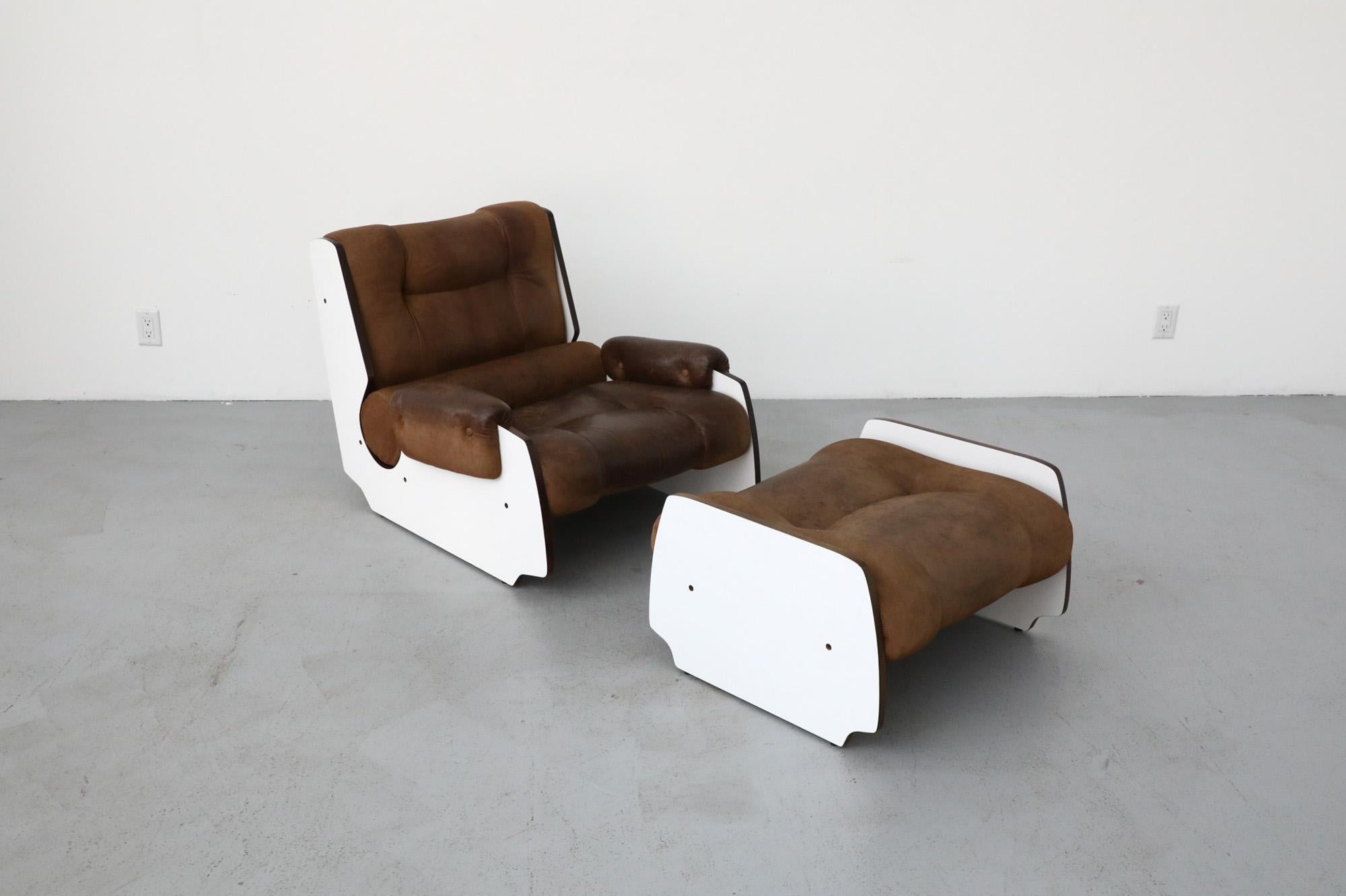 Fratelli Reguitti Style Brown Leather and Panel Framed Lounge Chair and Ottoman For Sale 4