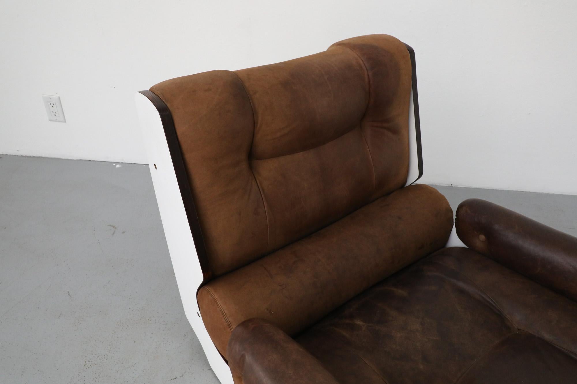 Fratelli Reguitti Style Brown Leather and Panel Framed Lounge Chair and Ottoman For Sale 7
