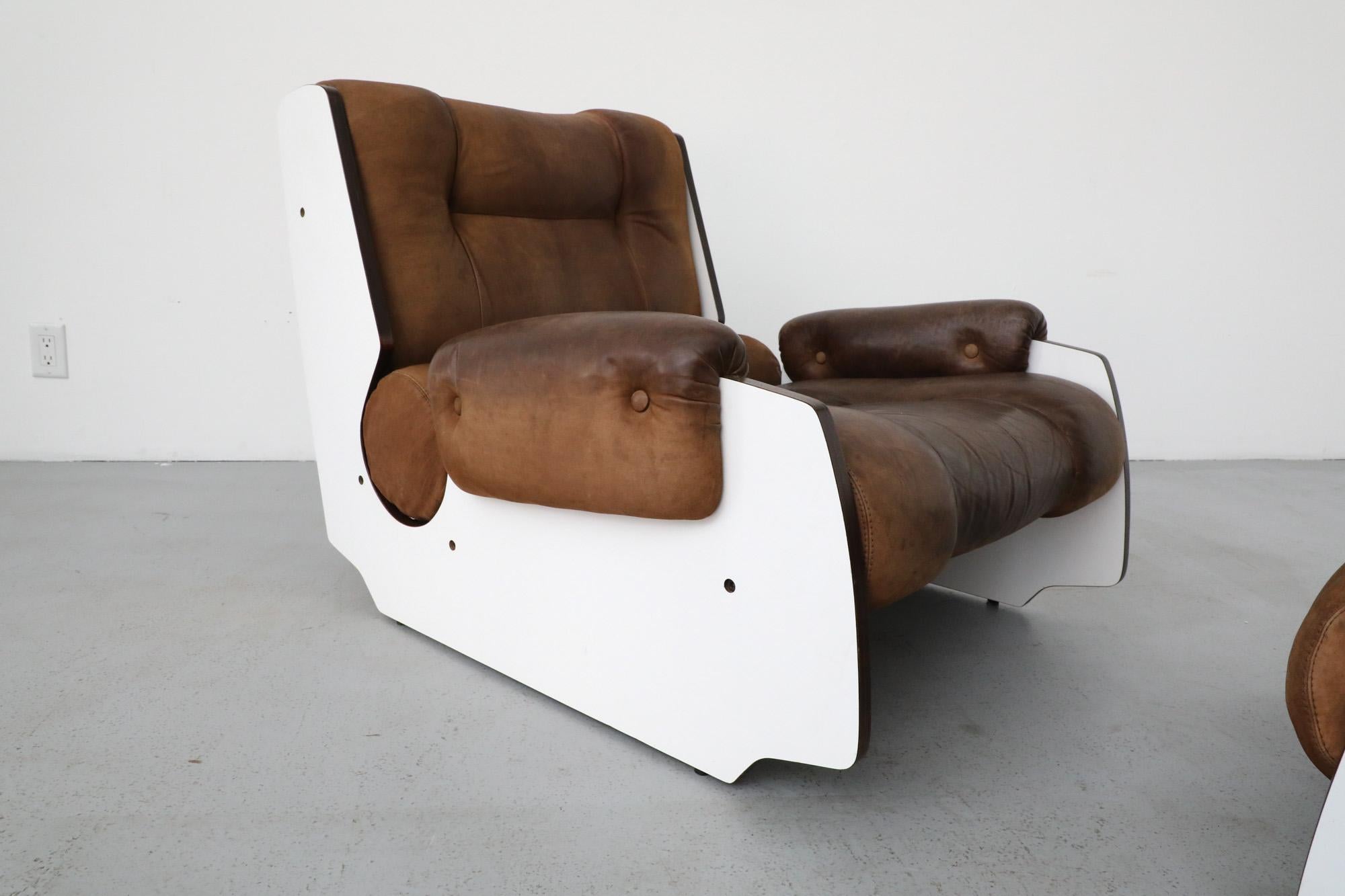 Fratelli Reguitti Style Brown Leather and Panel Framed Lounge Chair and Ottoman For Sale 10