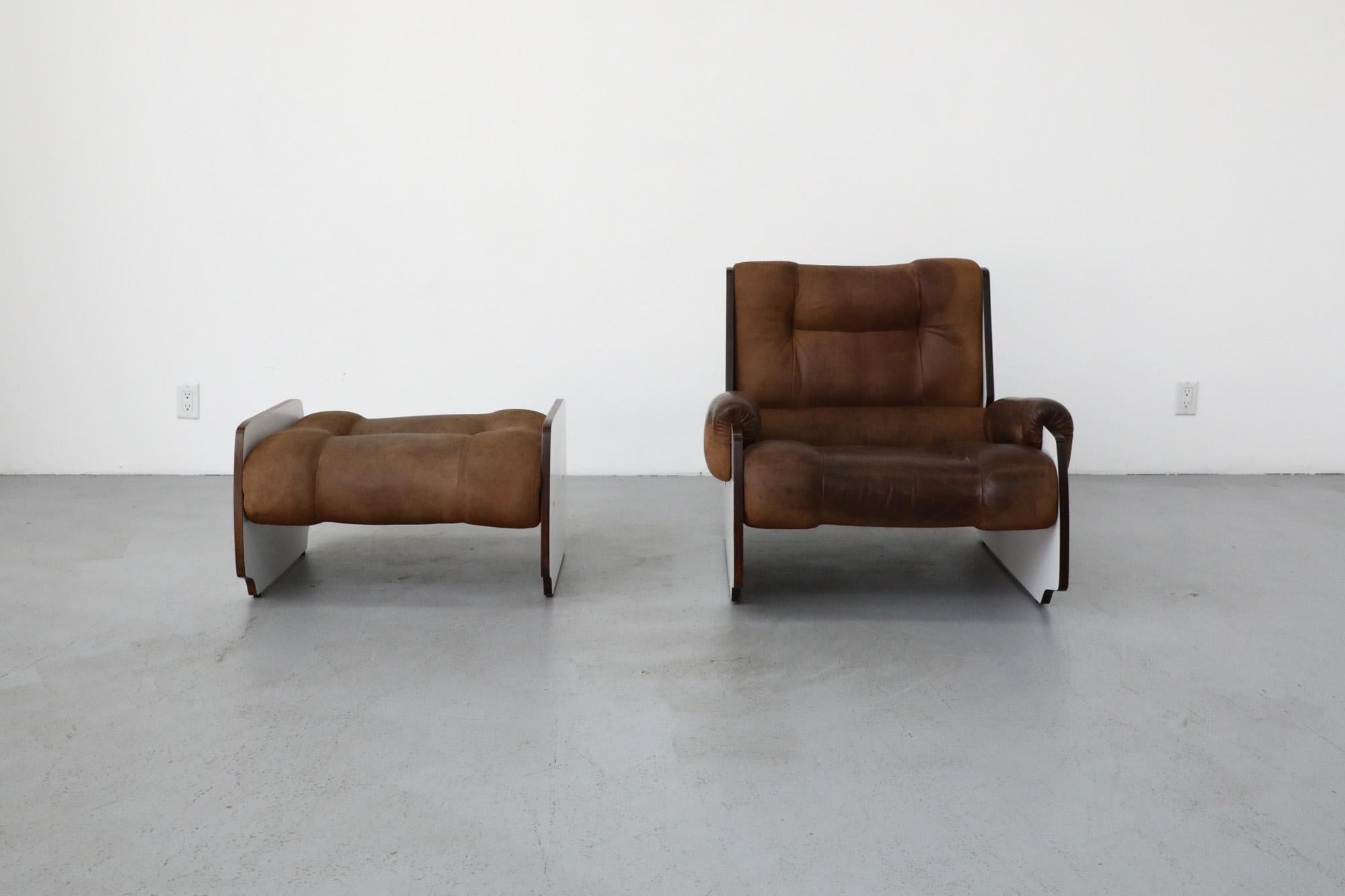 Mid-Century Modern Fratelli Reguitti Style Brown Leather and Panel Framed Lounge Chair and Ottoman For Sale