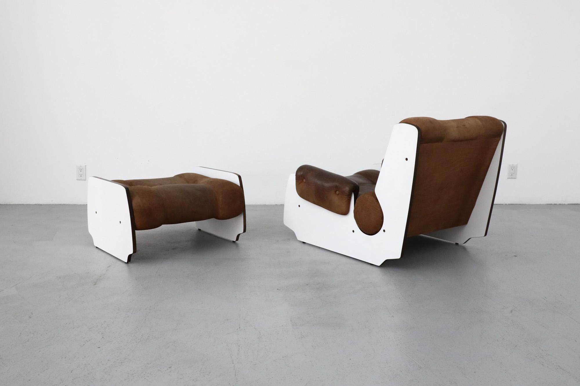 20th Century Fratelli Reguitti Style Brown Leather and Panel Framed Lounge Chair and Ottoman For Sale