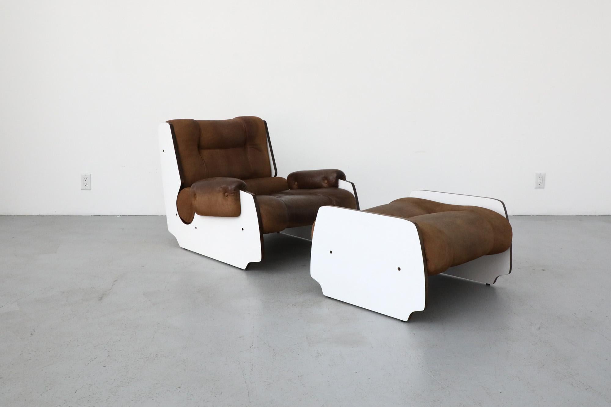 Fratelli Reguitti Style Brown Leather and Panel Framed Lounge Chair and Ottoman For Sale 3