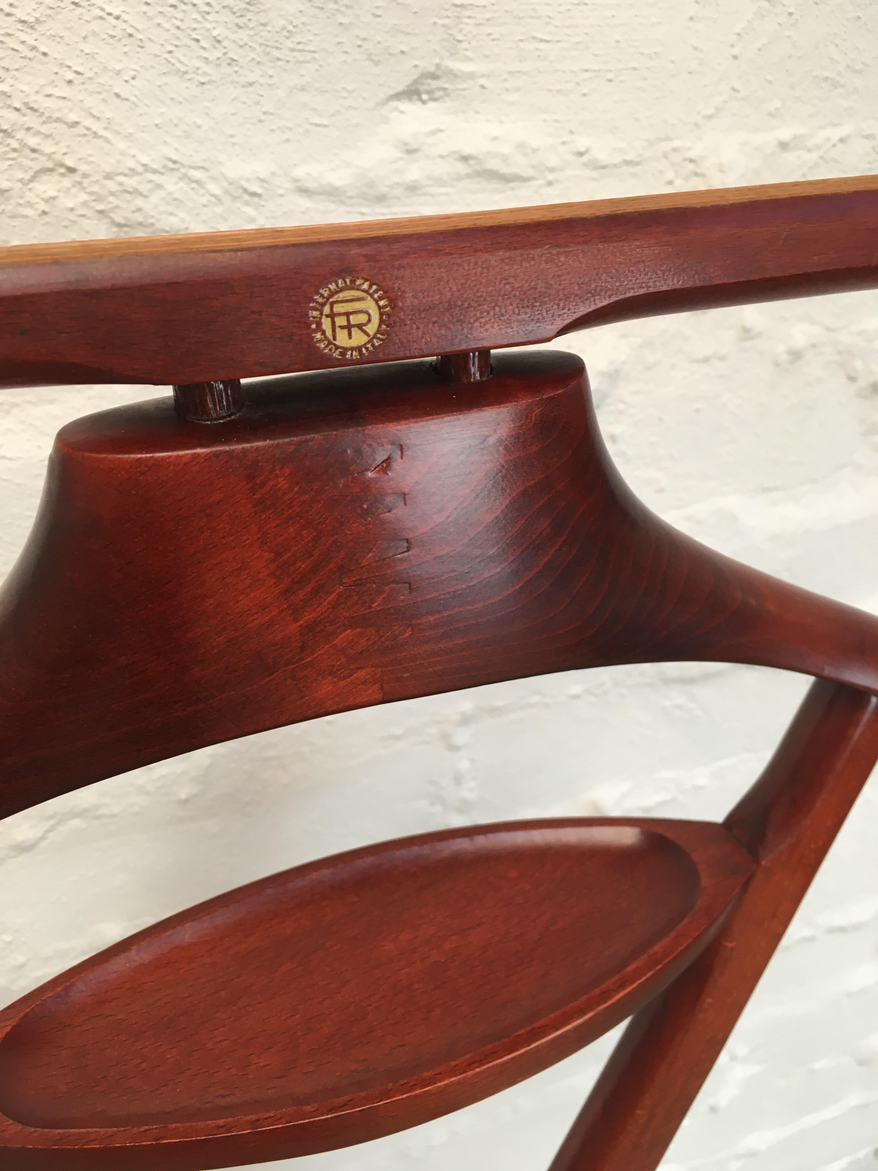 Brass Fratelli Reguitti Valet Stand in the Style of Parisi 1960s Mahogany Beech For Sale