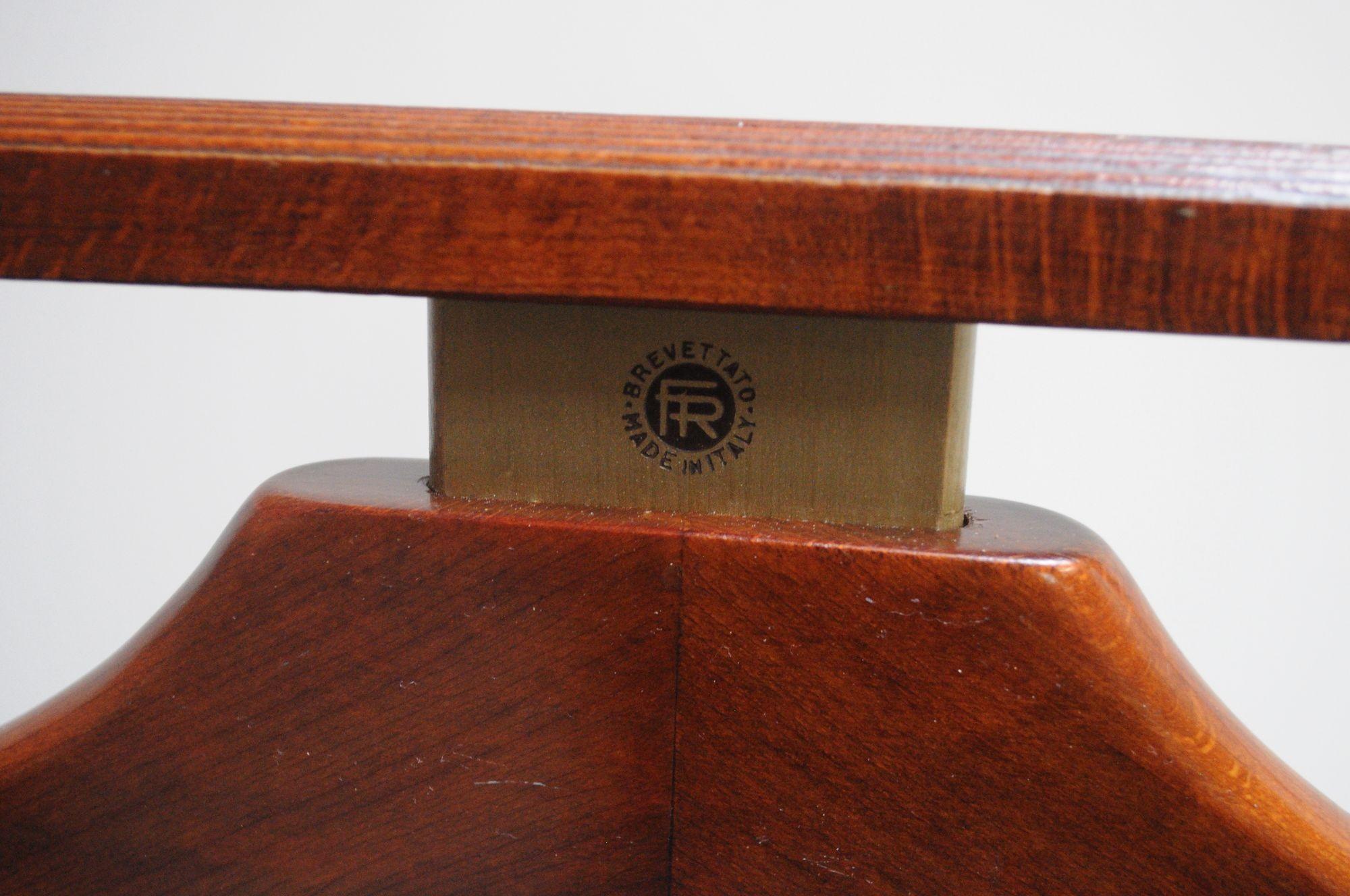Fratelli Reguitti Walnut and Brass Valet in the Style of Ico Parisi For Sale 9