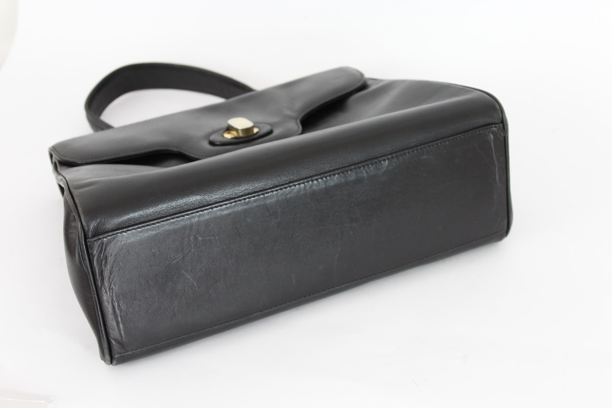 Fratelli Rossetti Black Leather Rigid Doctor Handbag 1980s In Good Condition In Brindisi, Bt