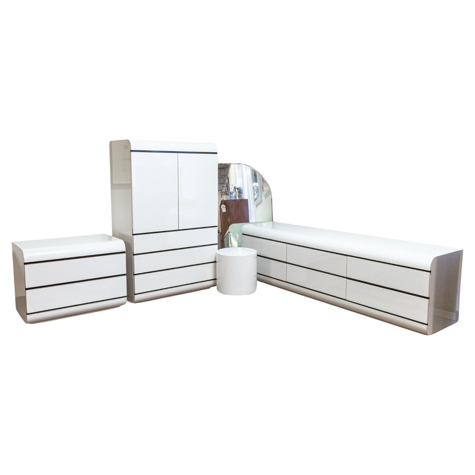 Fratelli Saporiti Contemporary Modern White Lacquered 5pc Bedroom Set For Sale