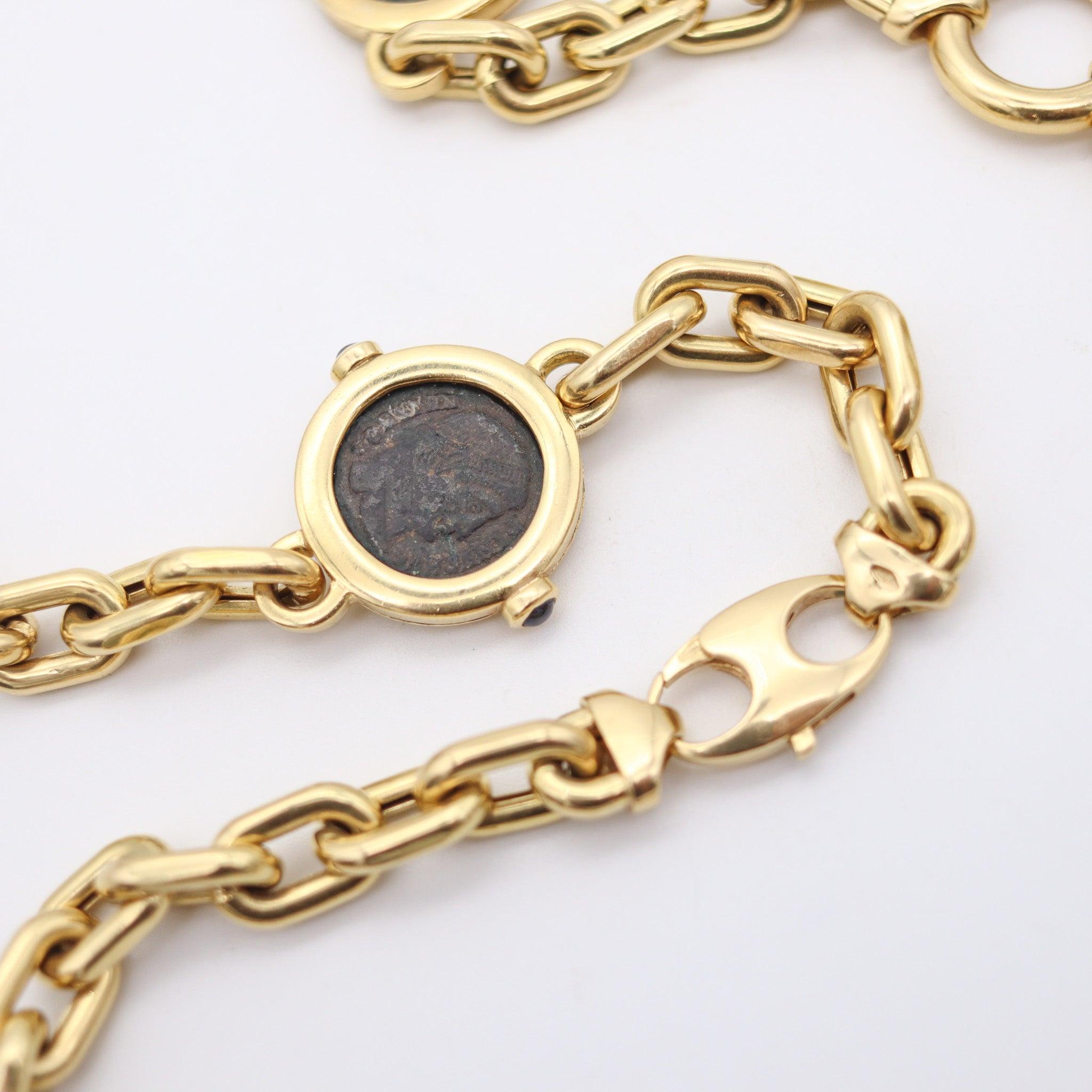 Romain classique FRATELLI TERZIANI 330 av. J.-C. Collier station de pièces romaines en or jaune massif 18 carats en vente