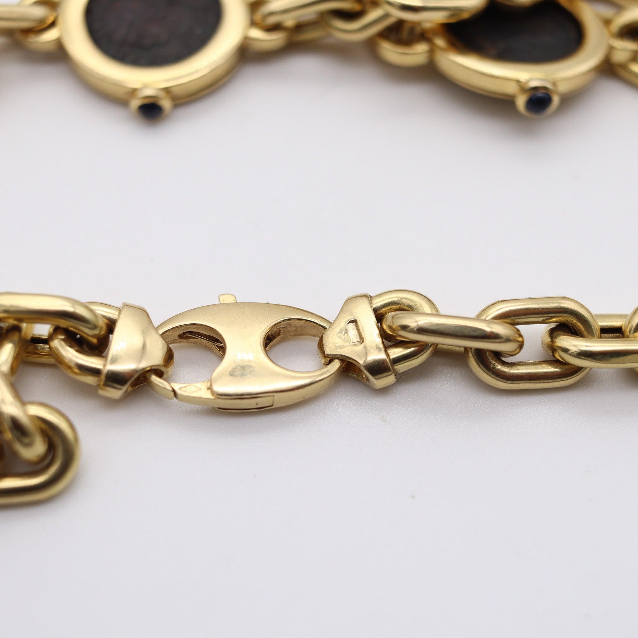 FRATELLI TERZIANI 330 av. J.-C. Collier station de pièces romaines en or jaune massif 18 carats en vente 3