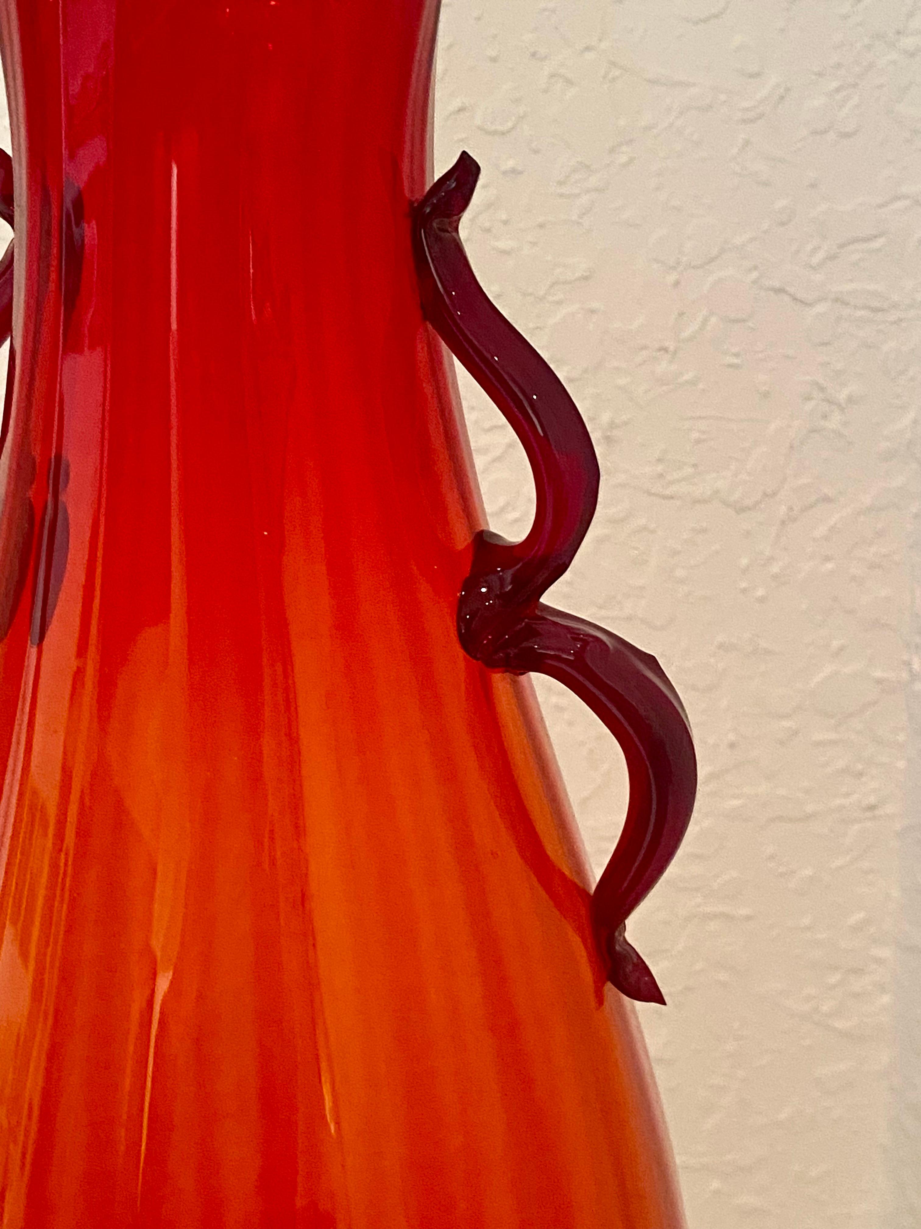 Fratelli Toso  Vaso monumentale in vetro rosso di Murano alto 18 pollici del 1930 in vendita 4