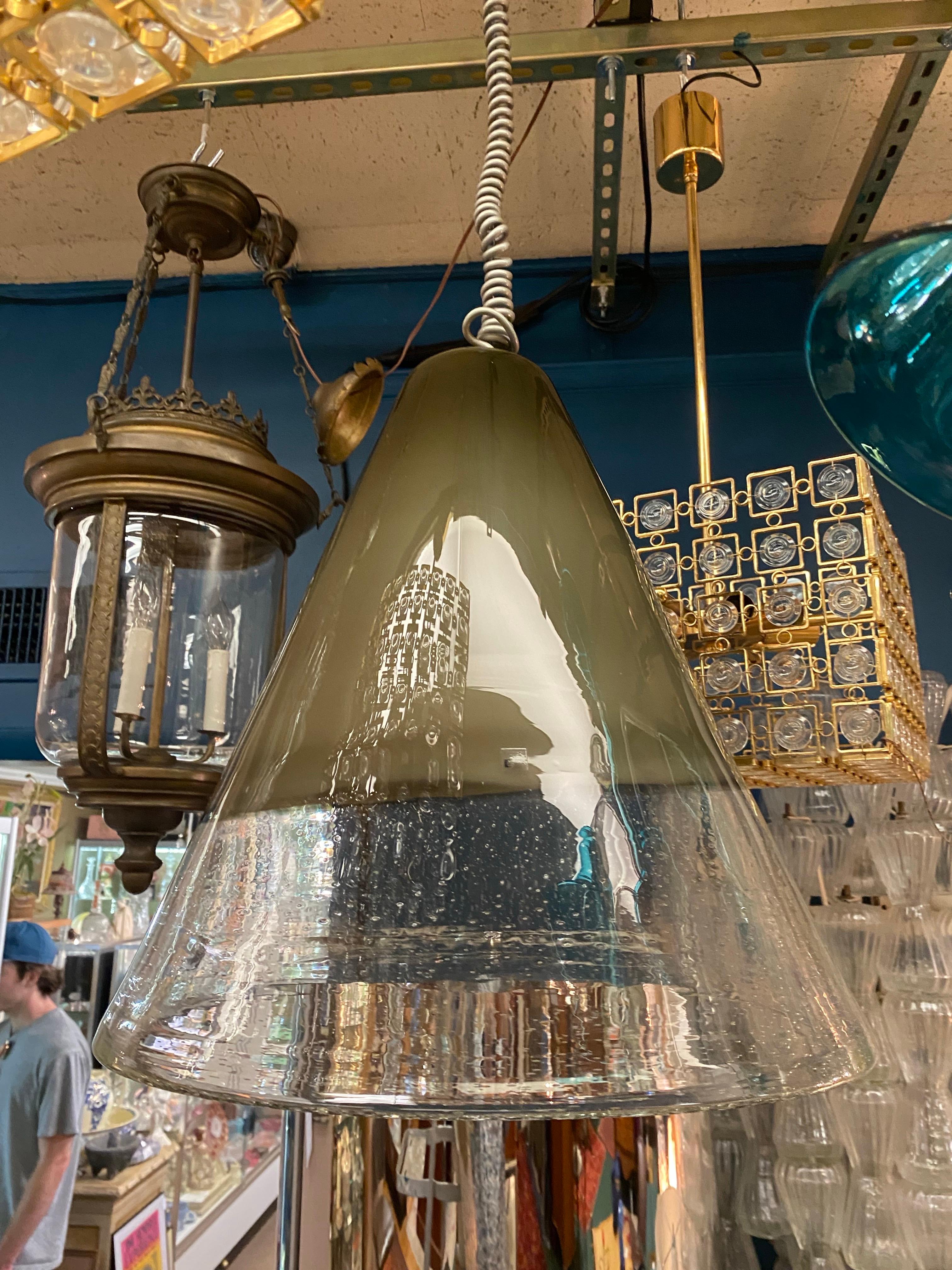 Fratelli Toso 1960s Hand Blown Pulegoso Glass Cone Pendant Light For Sale 4