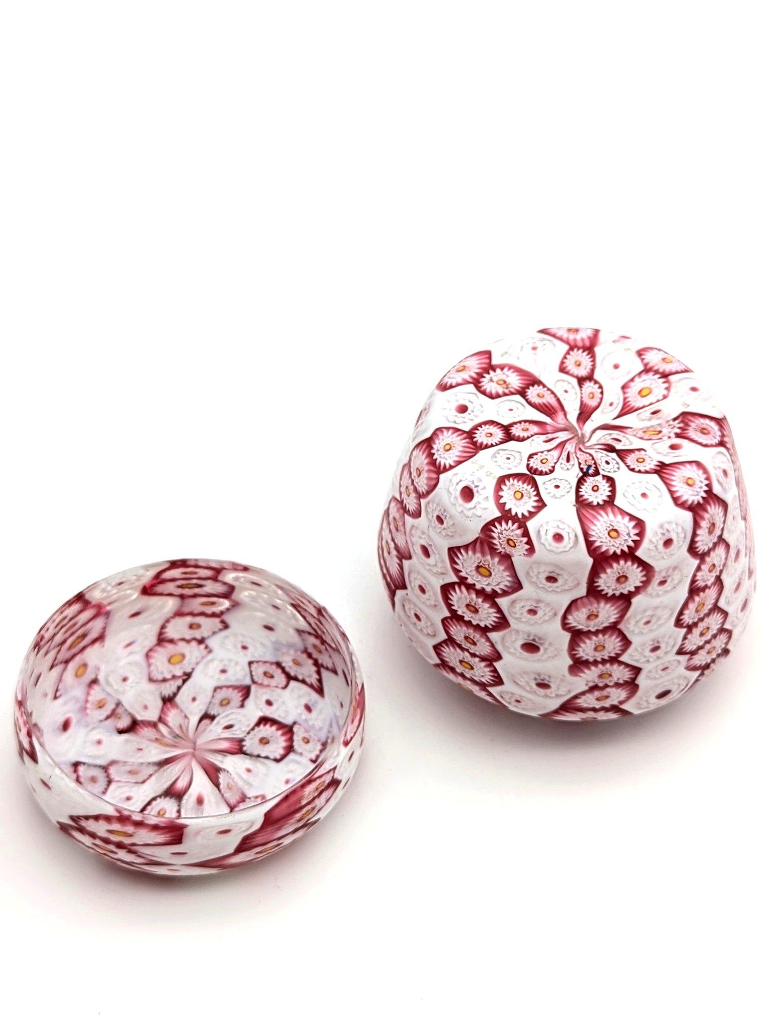 Italian Fratelli Toso a lidded millefiori murrine bowl from Murano, ca. 1910